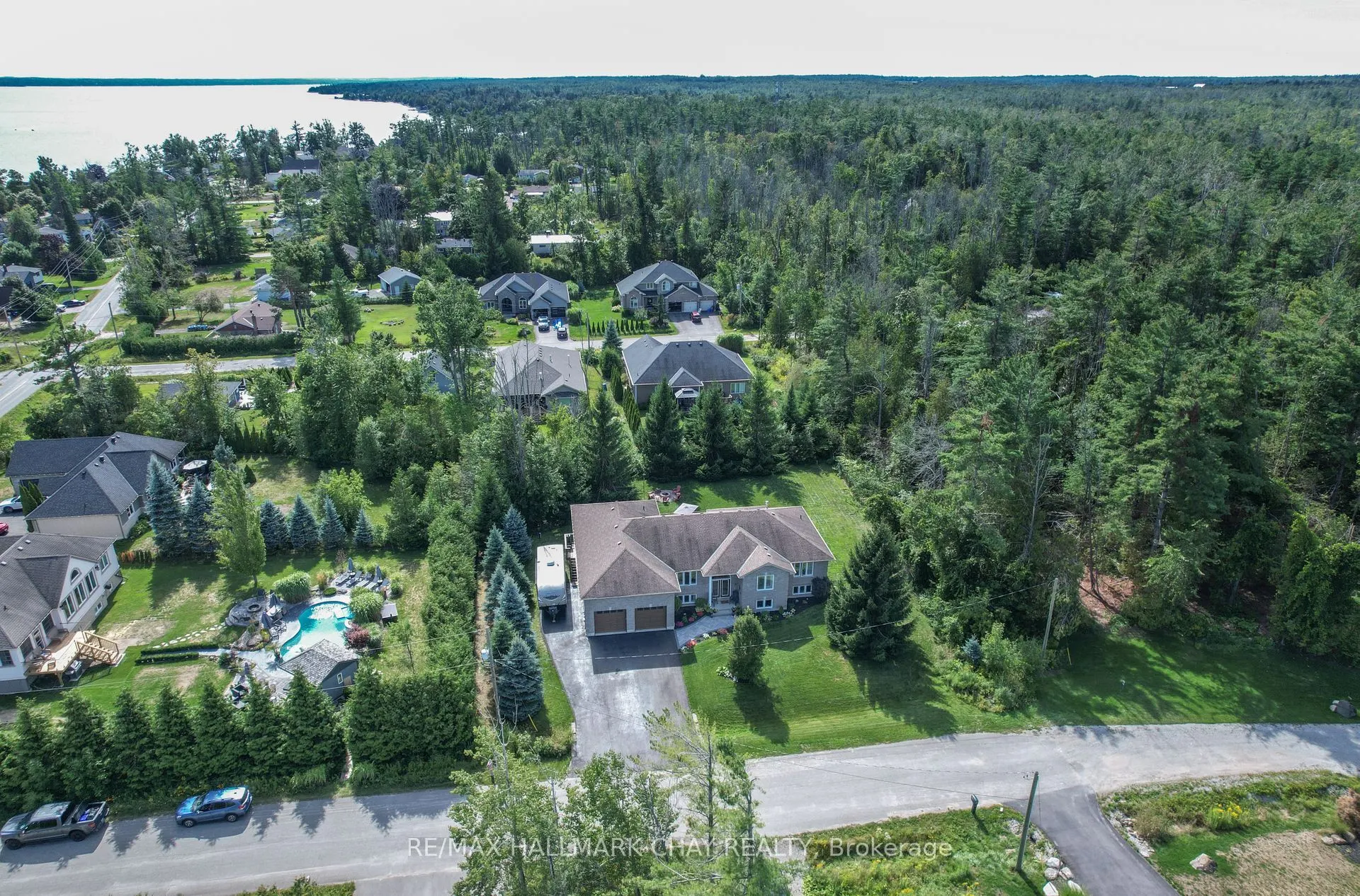 12 Symond Avenue