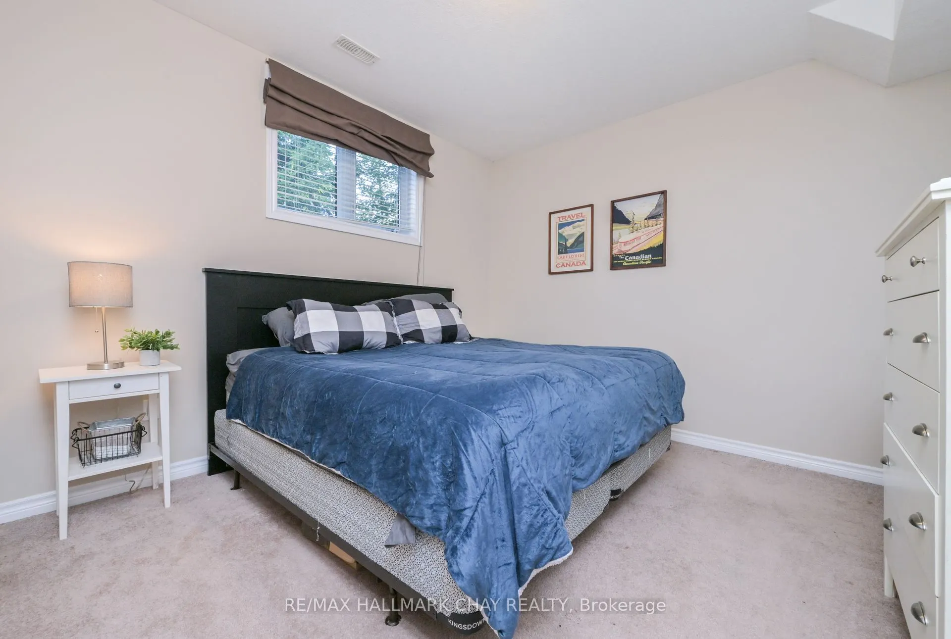 12 Symond Avenue