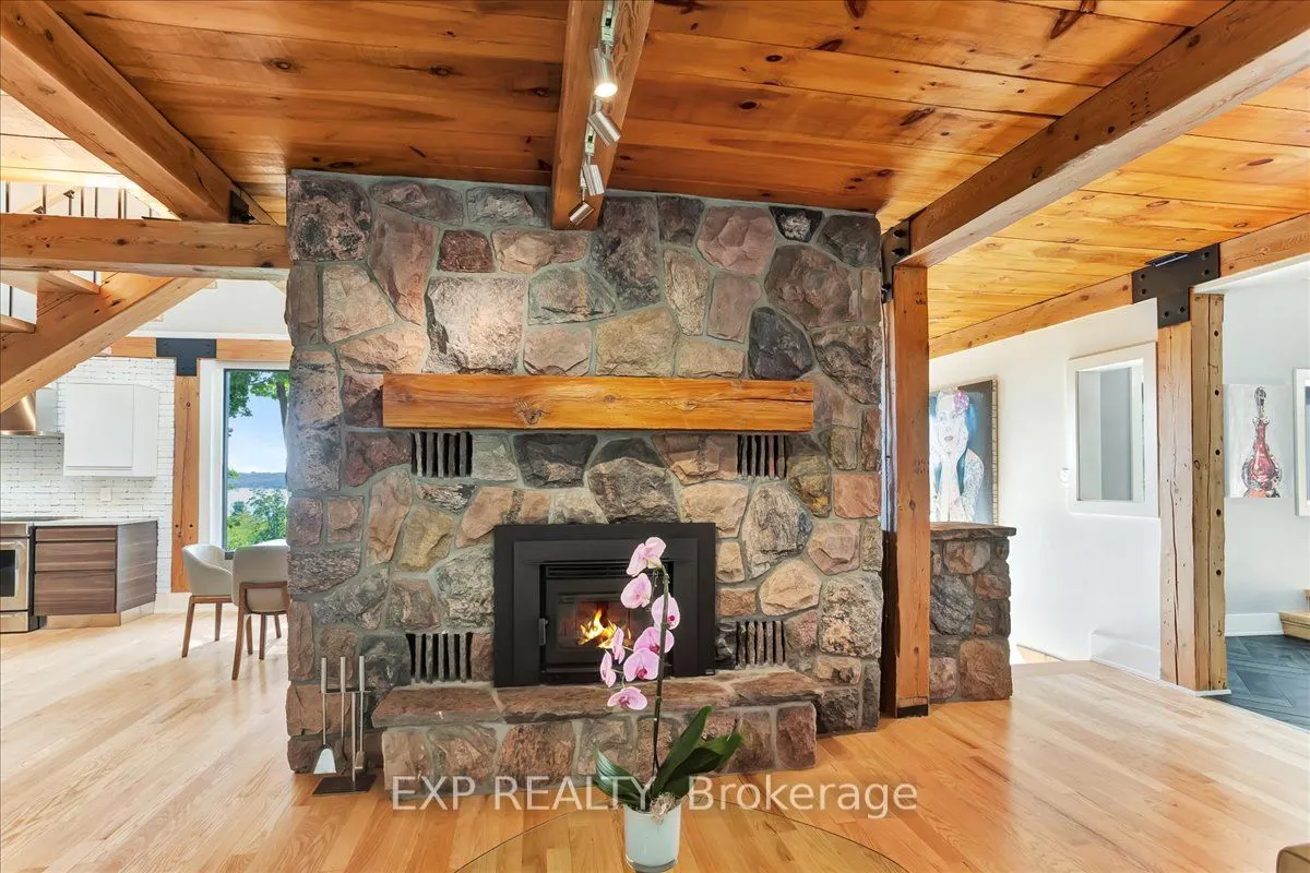 11 Crestwood Drive