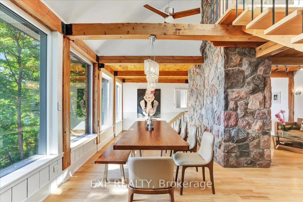 11 Crestwood Drive