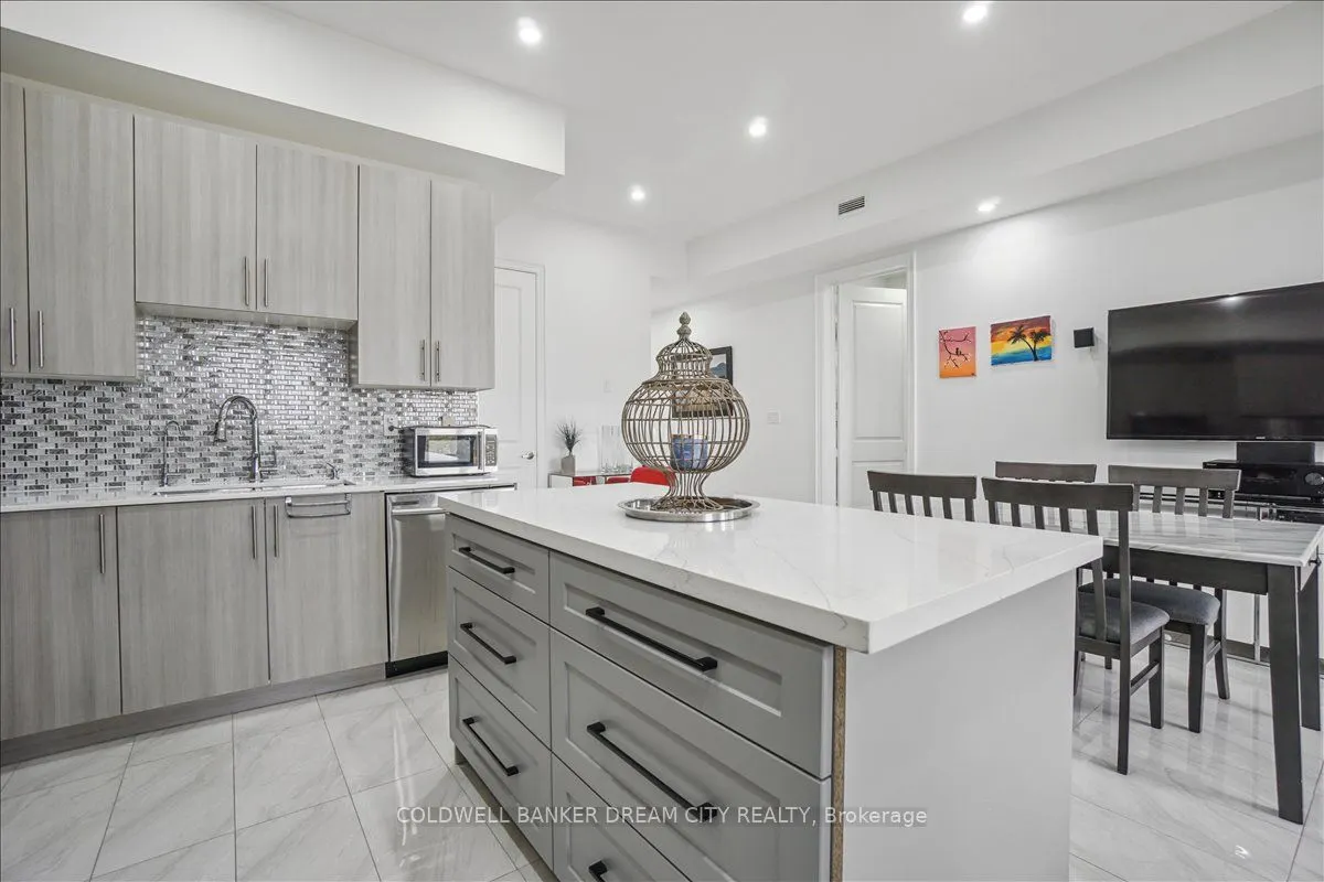 764 River Road E, #111