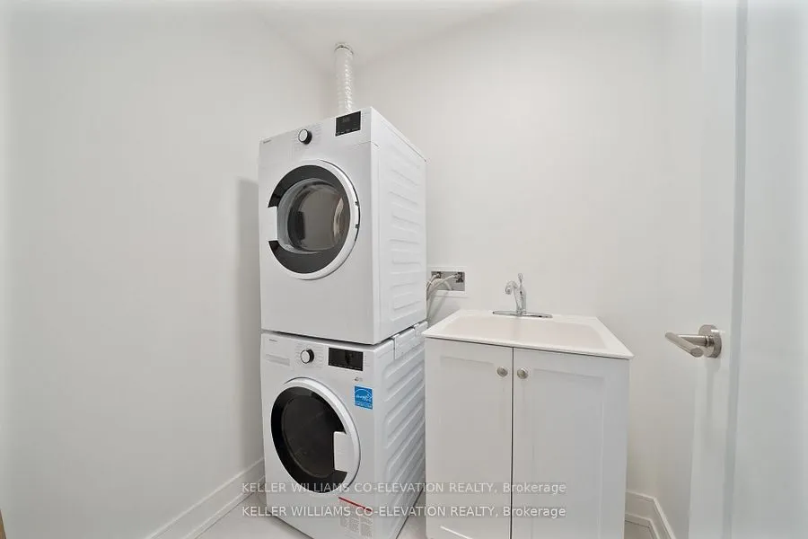 185 Dunlop Street E, #414