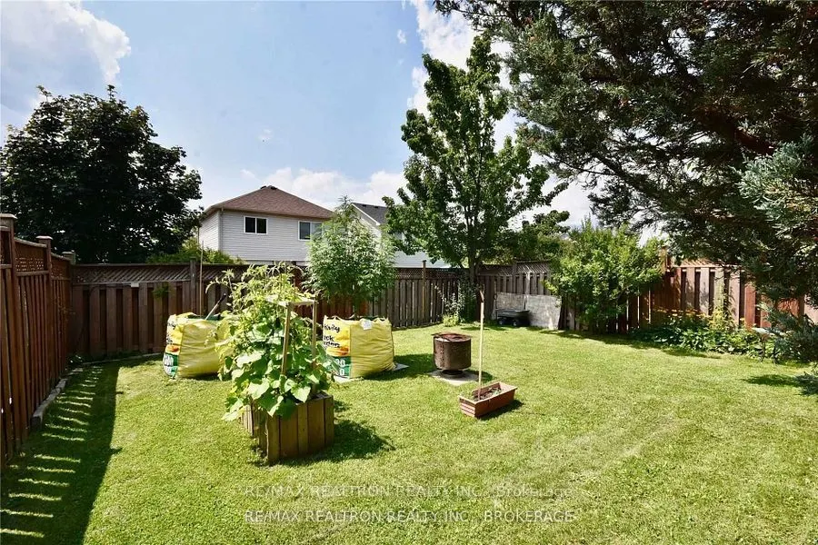 115 Copeman Crescent