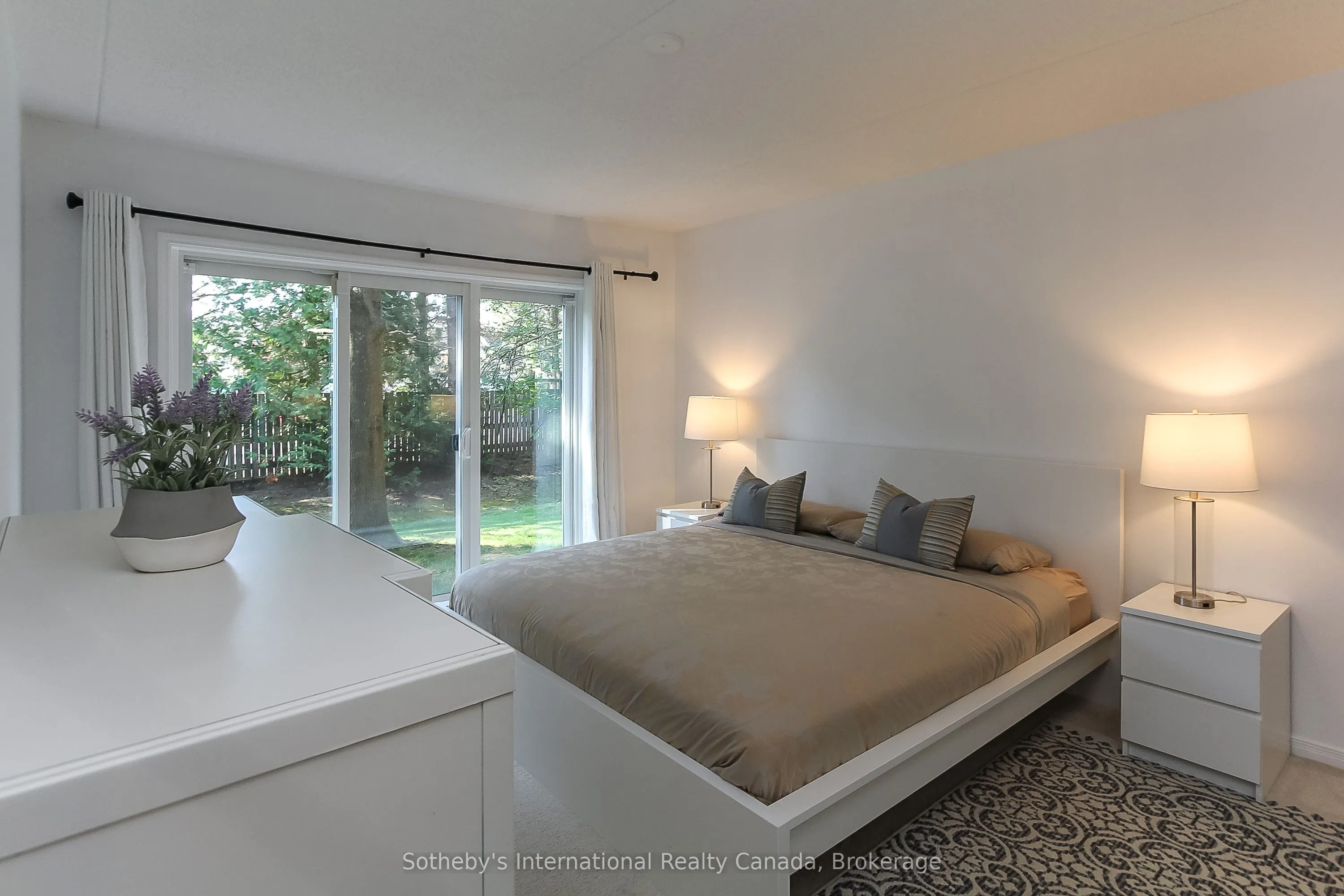 411 Mariners Way, #23