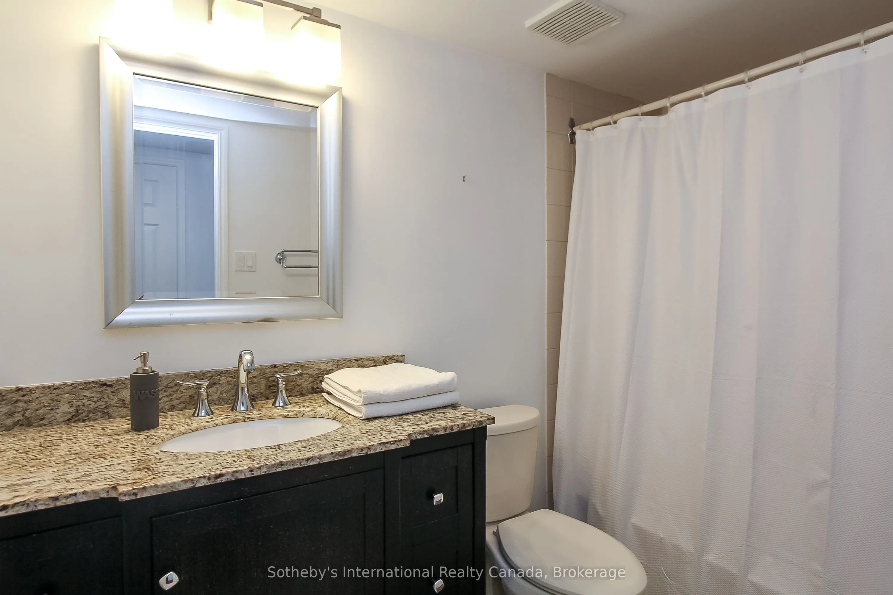 411 Mariners Way, #23