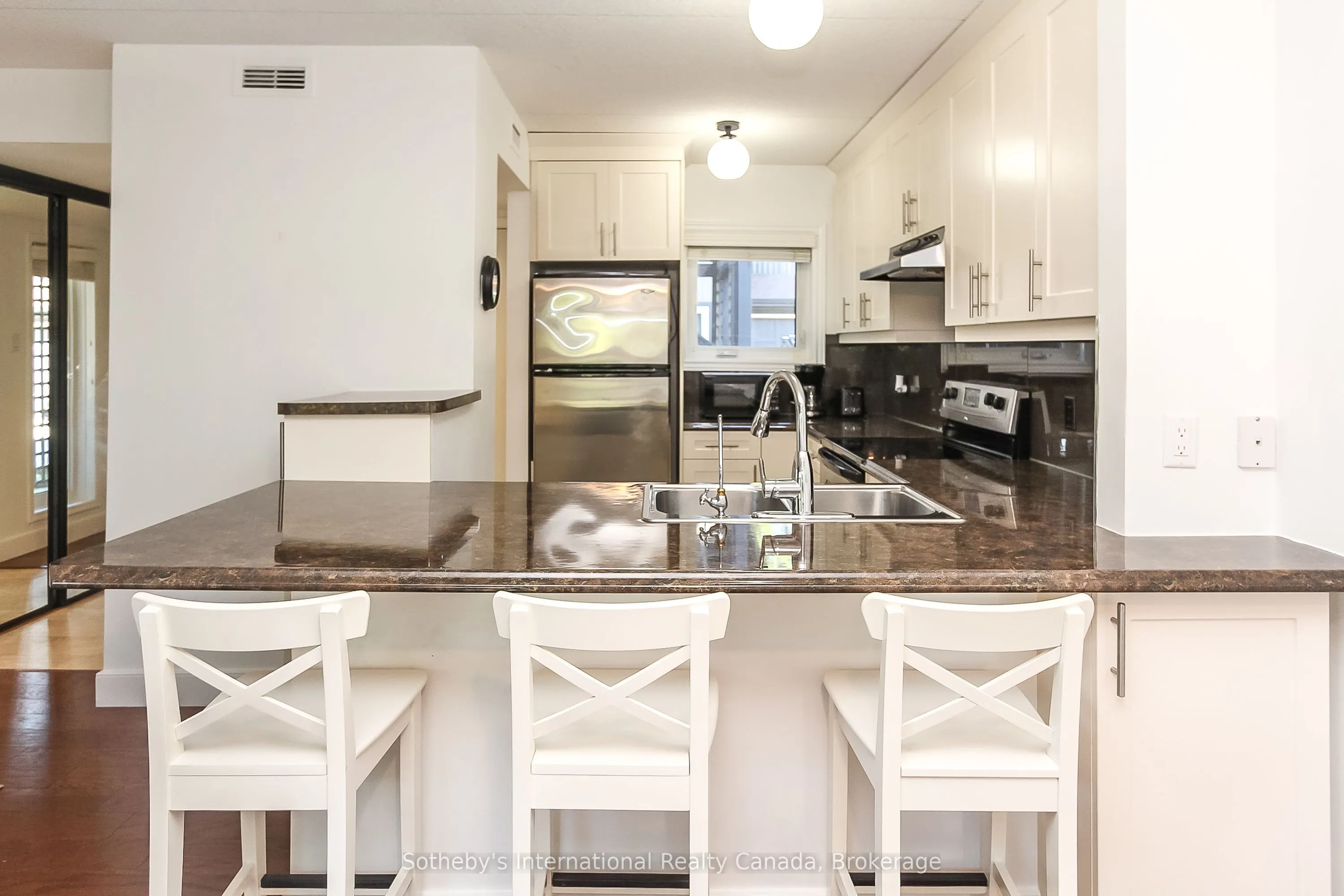 411 Mariners Way, #23