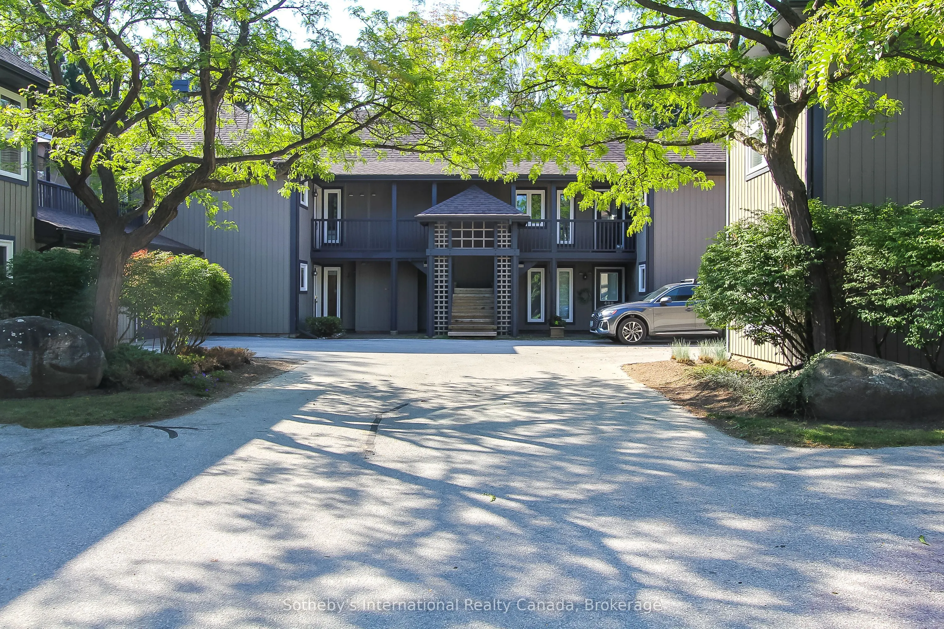 411 Mariners Way, #23