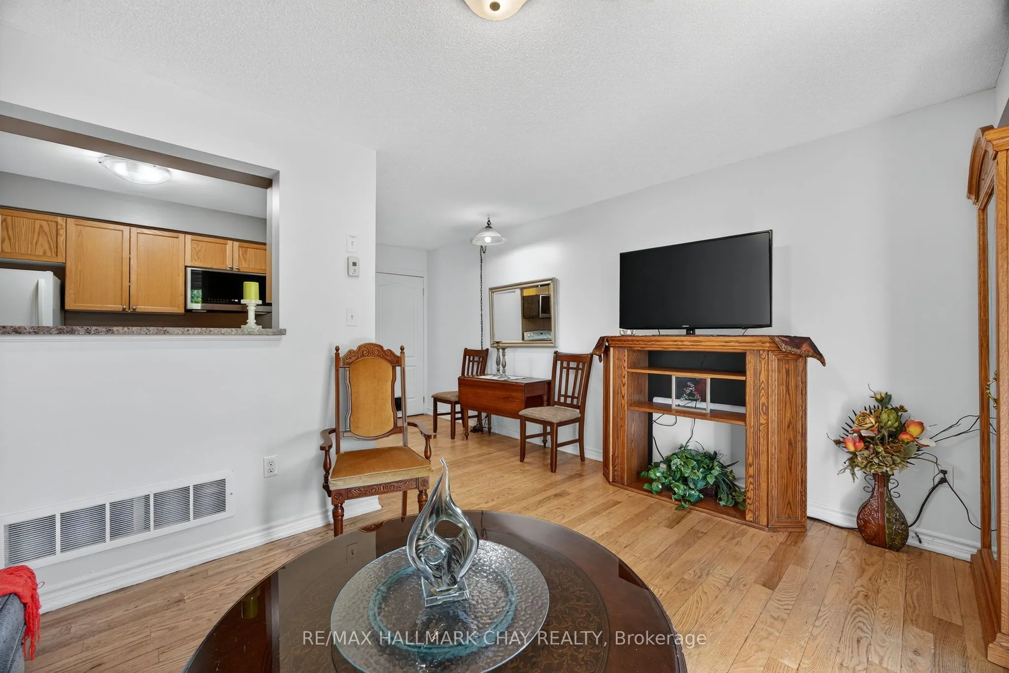 37 Southwoods Crescent, #51