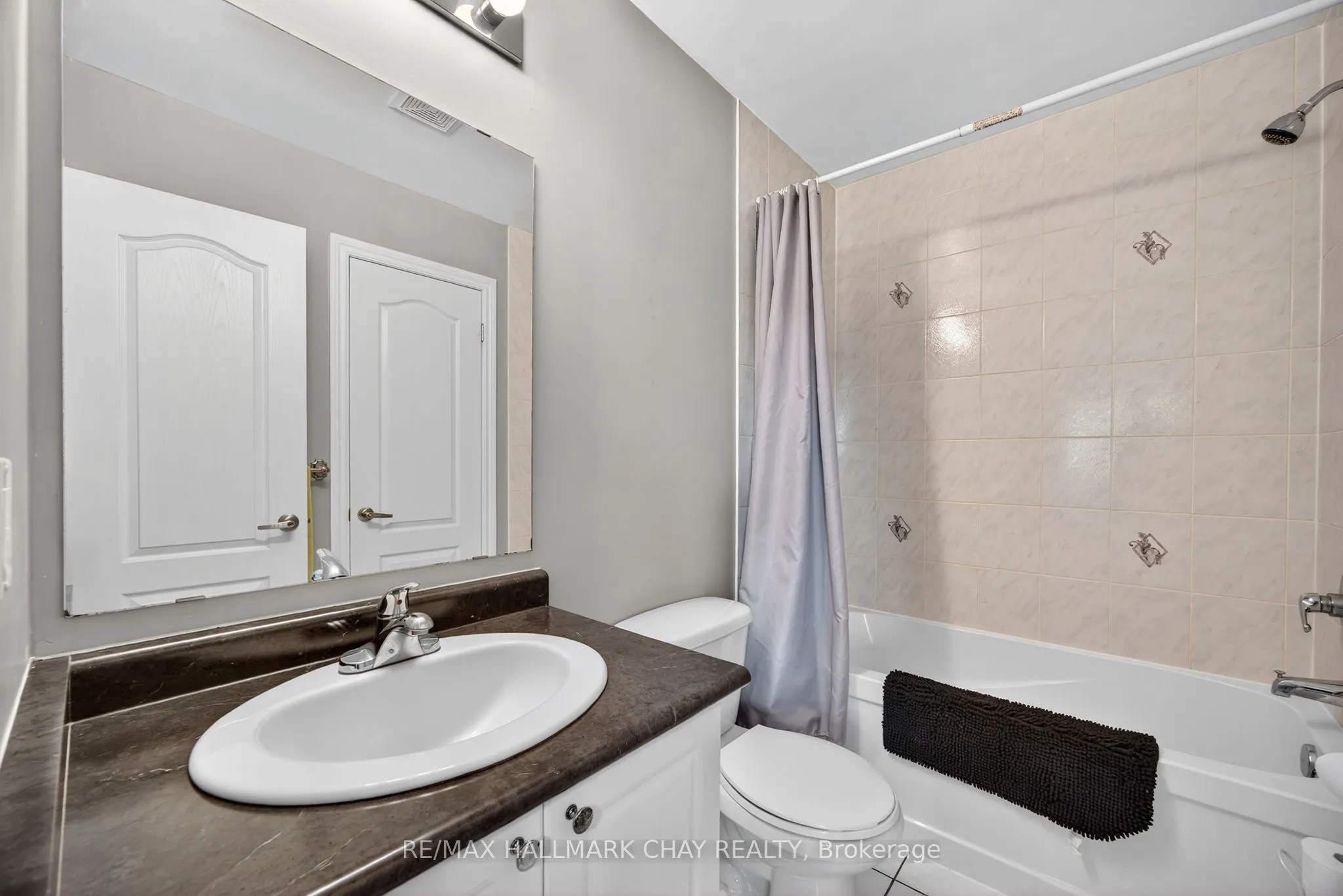 37 Southwoods Crescent, #51