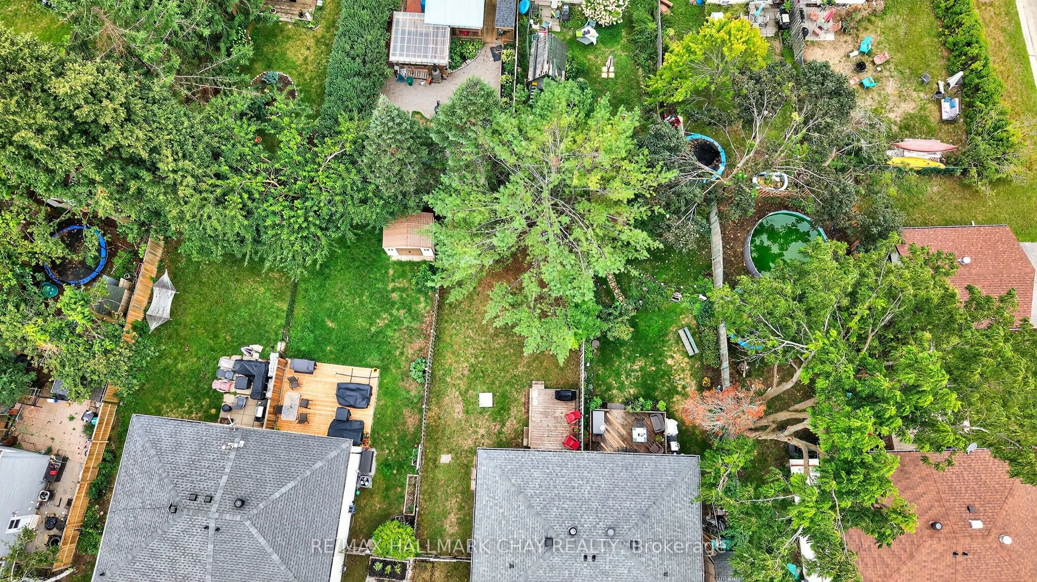 36 Mowat Crescent