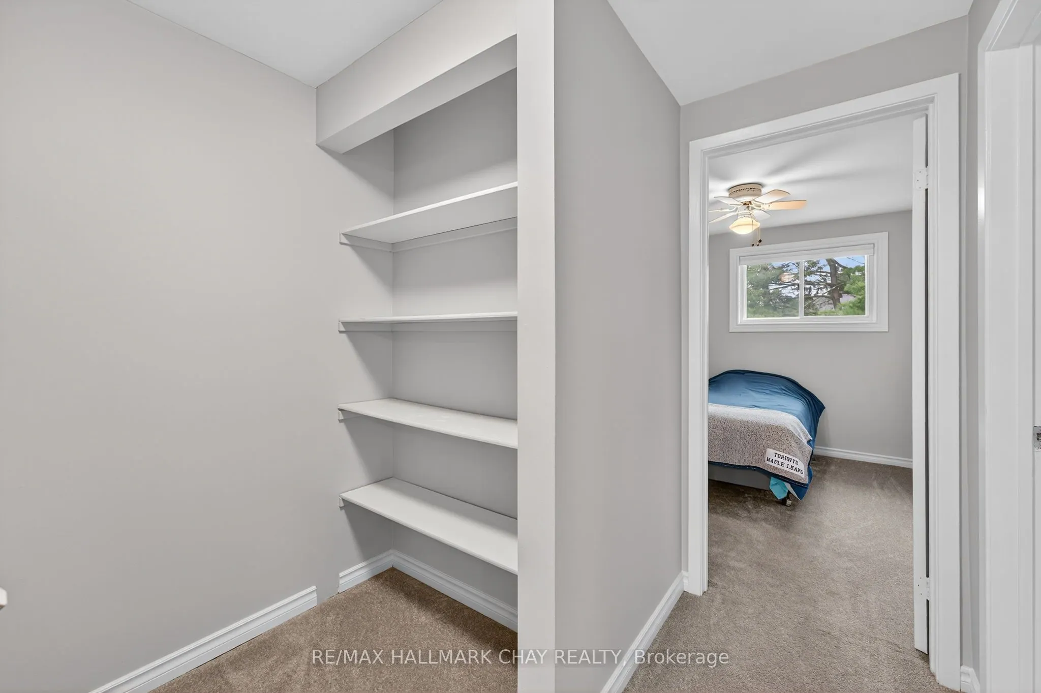 36 Mowat Crescent