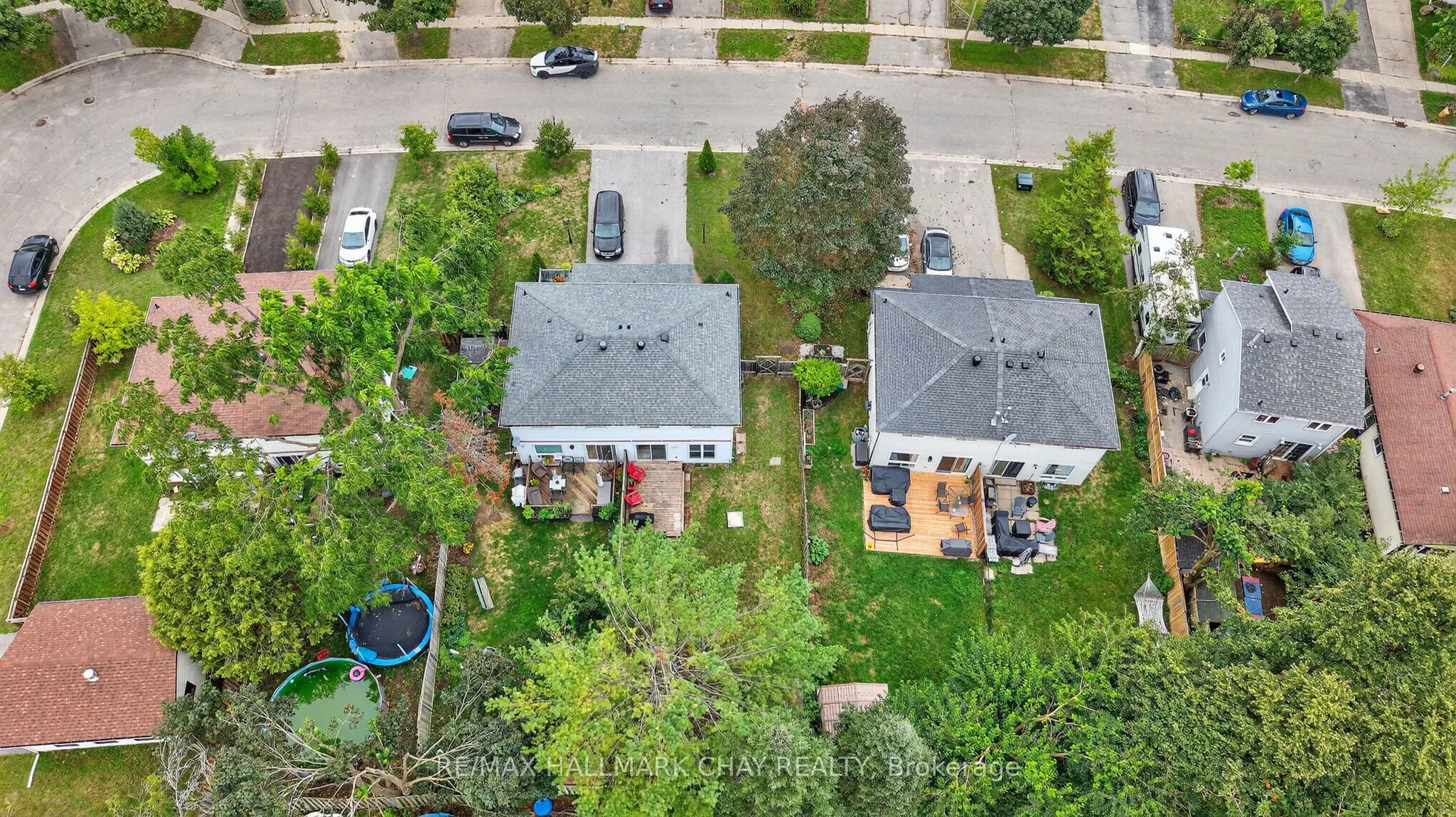 36 Mowat Crescent