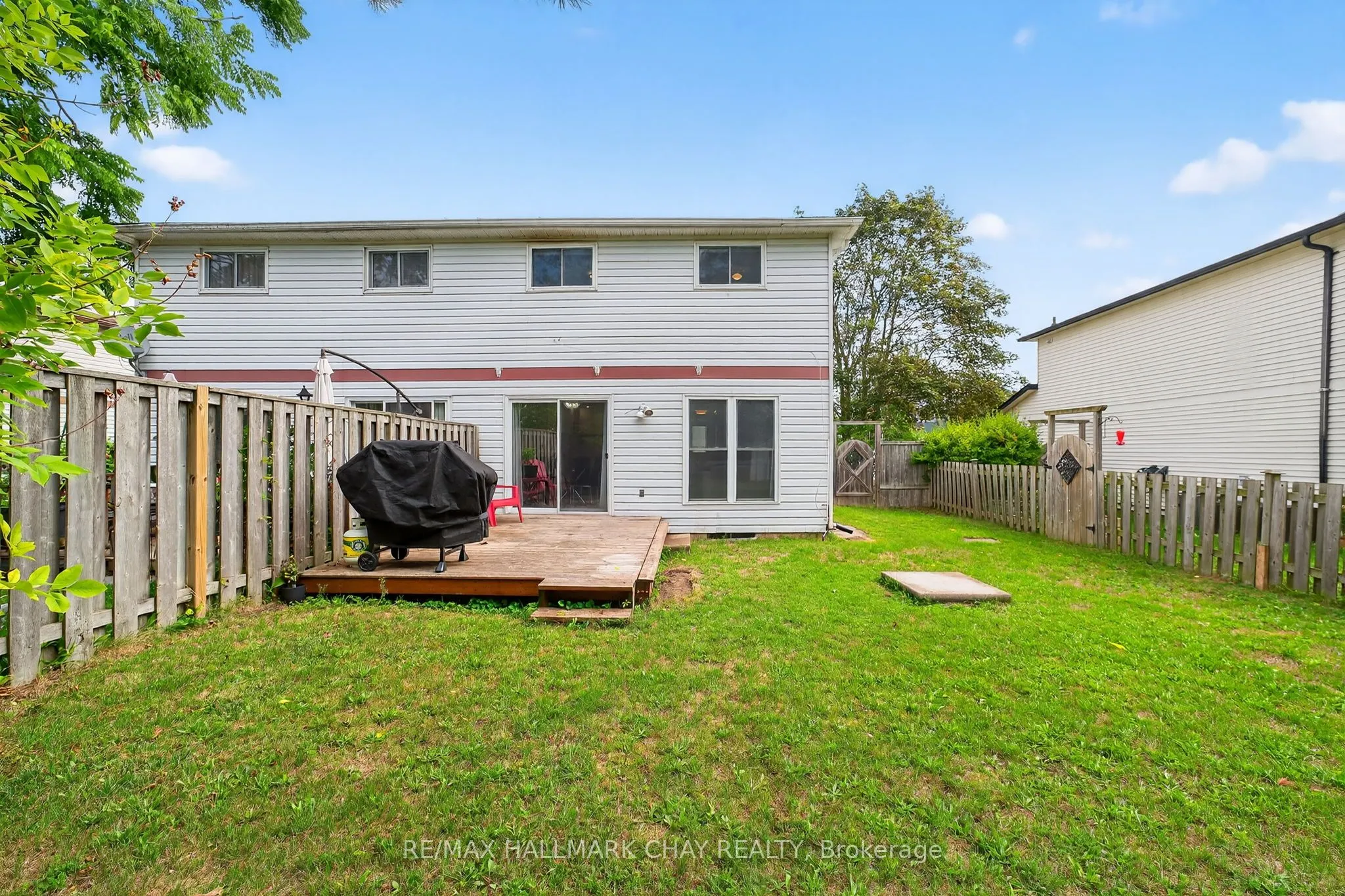 36 Mowat Crescent
