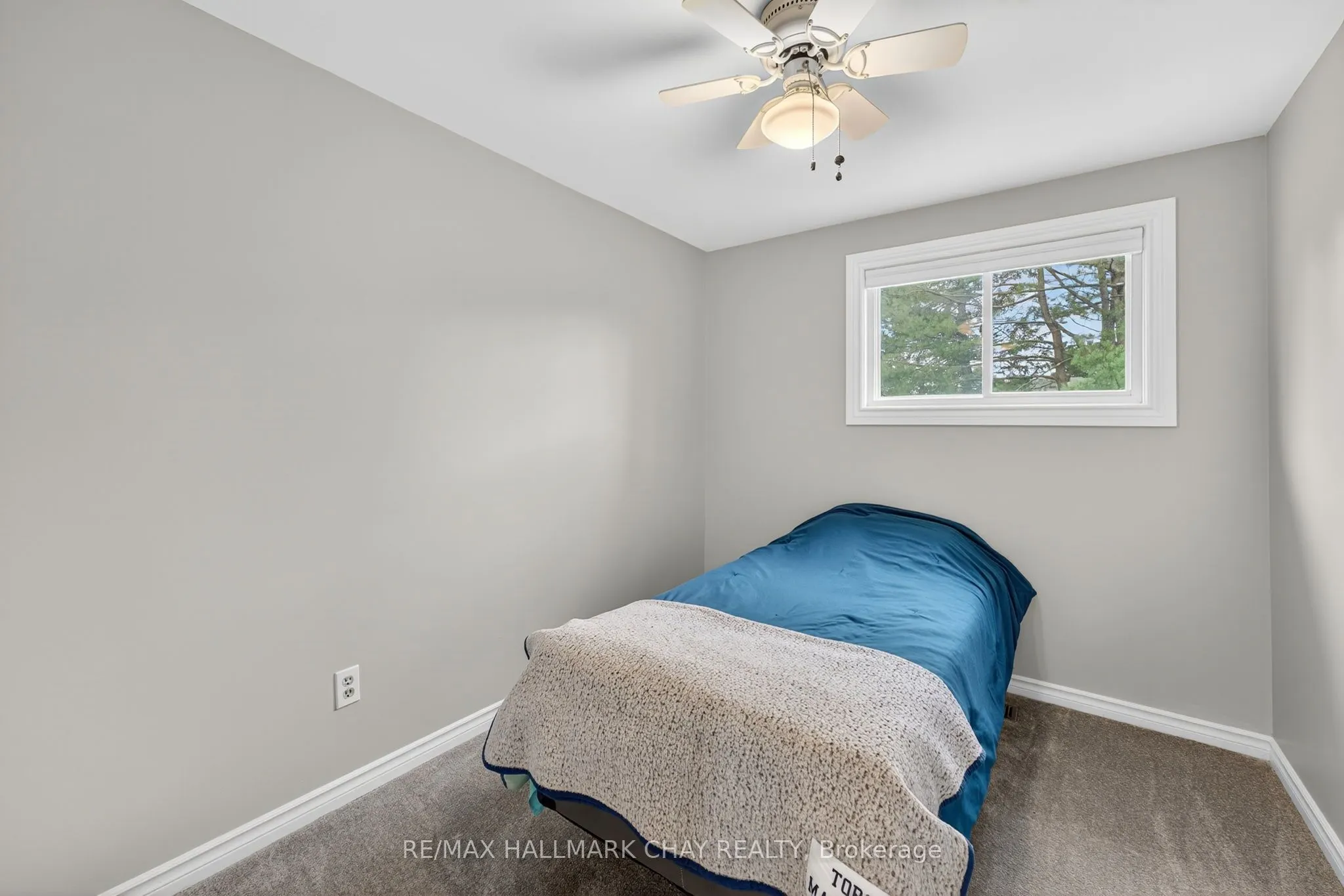 36 Mowat Crescent