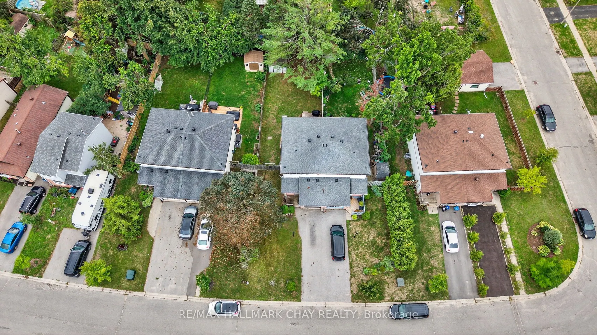36 Mowat Crescent