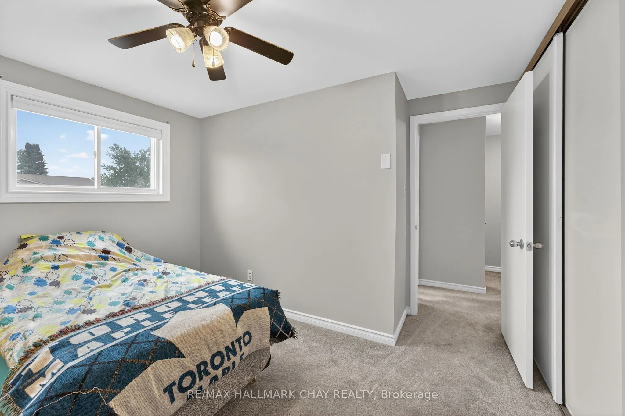 36 Mowat Crescent