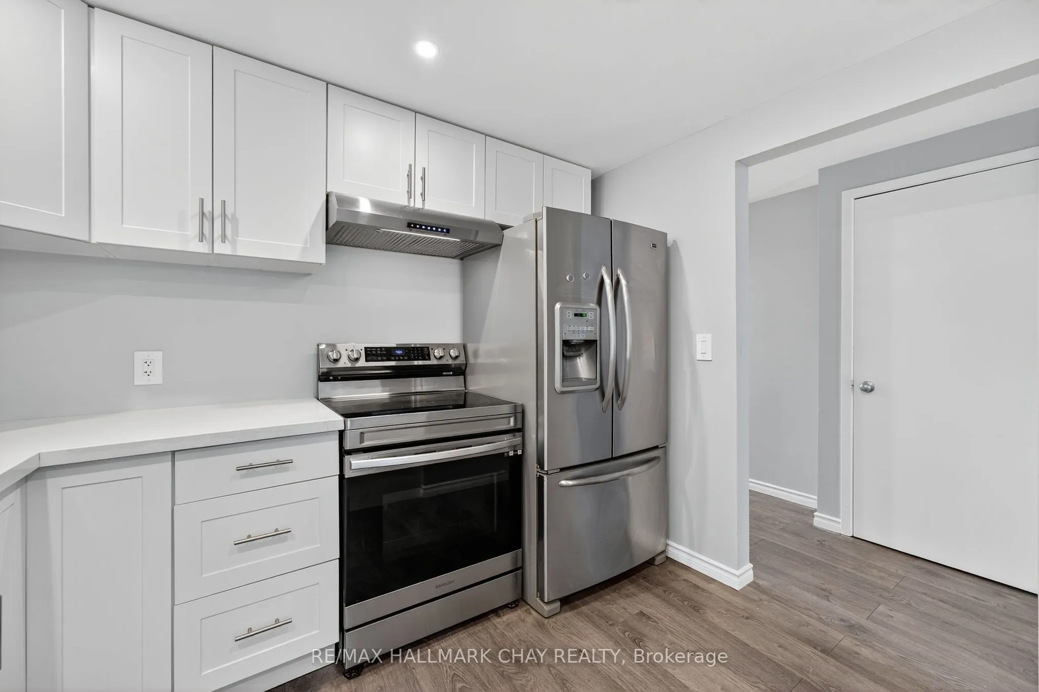 36 Mowat Crescent