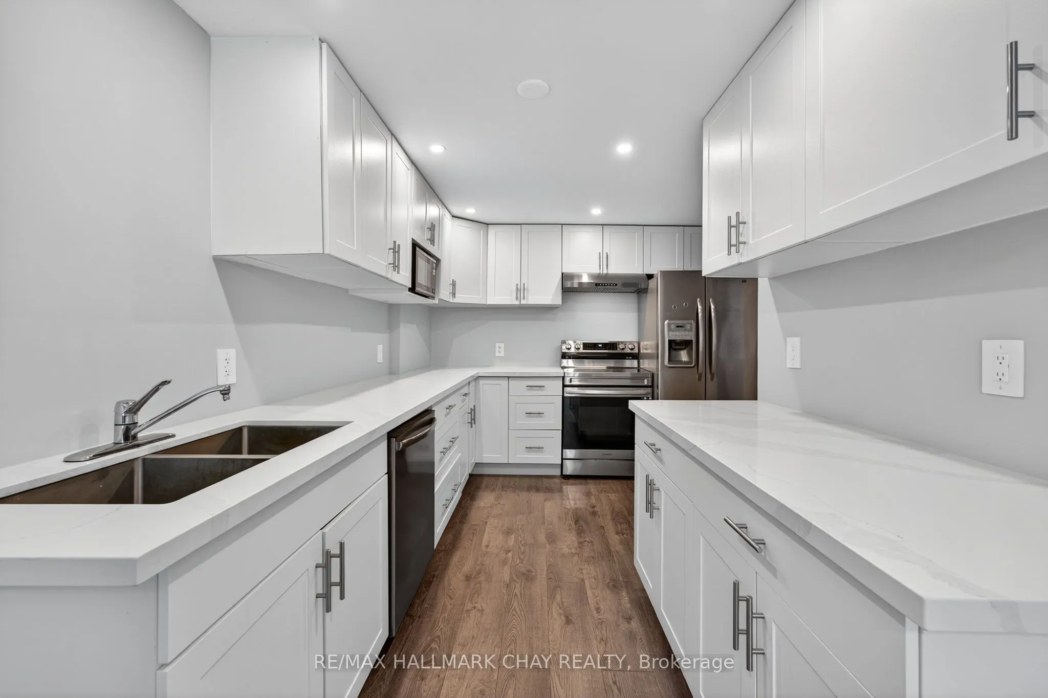 36 Mowat Crescent