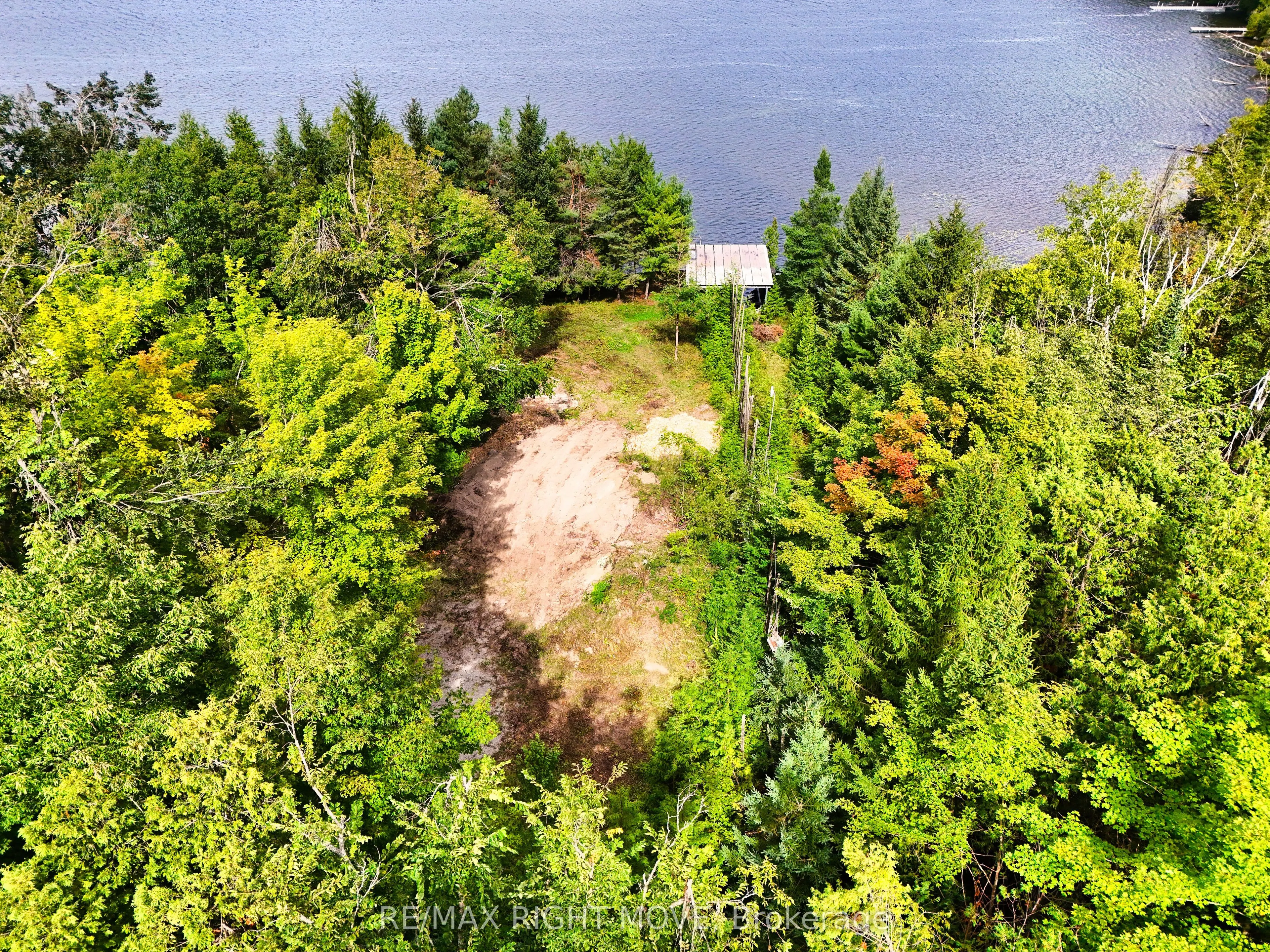 9 Beach Road