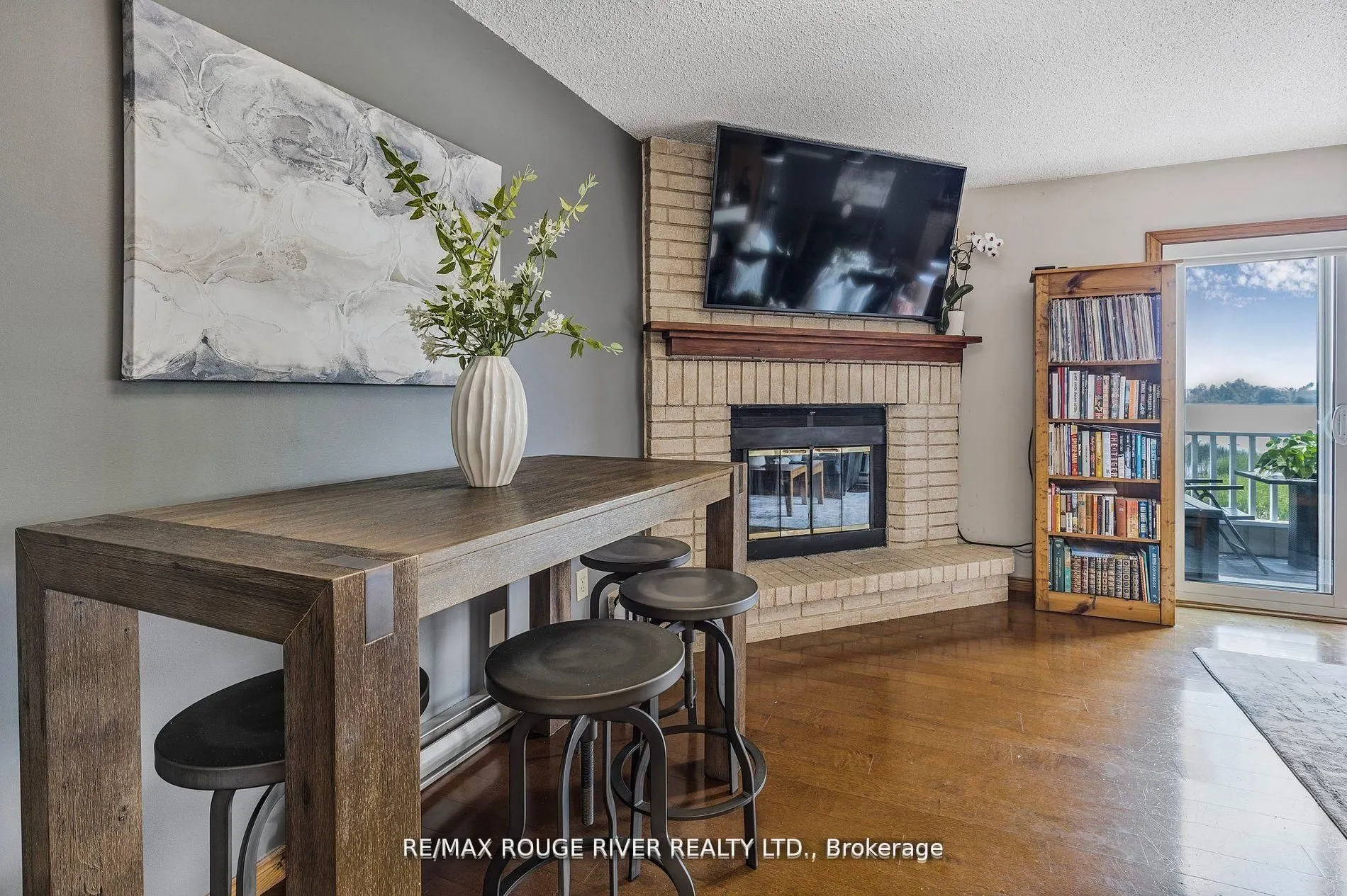 8 Ramblings Way SE, #121