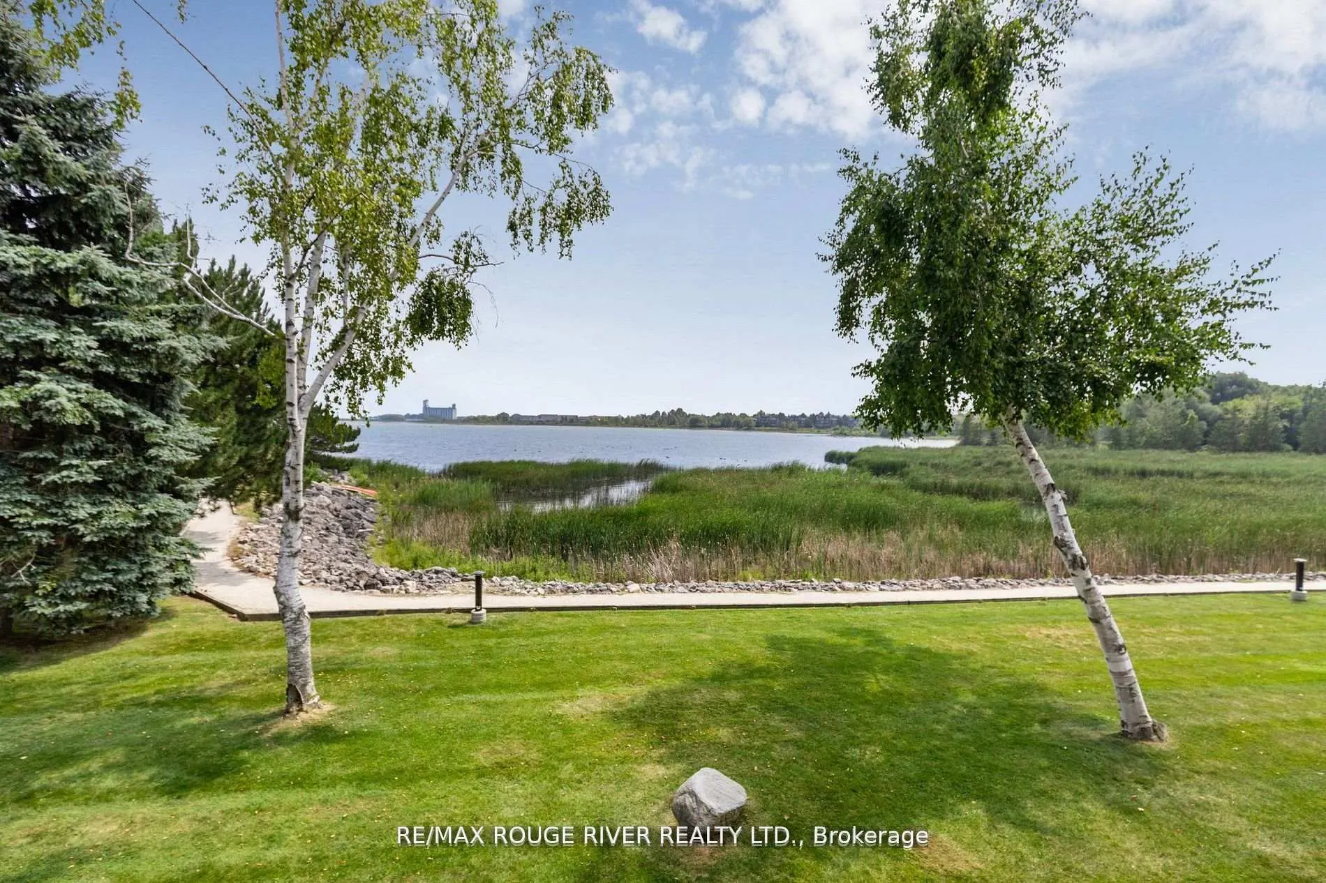 8 Ramblings Way SE, #121