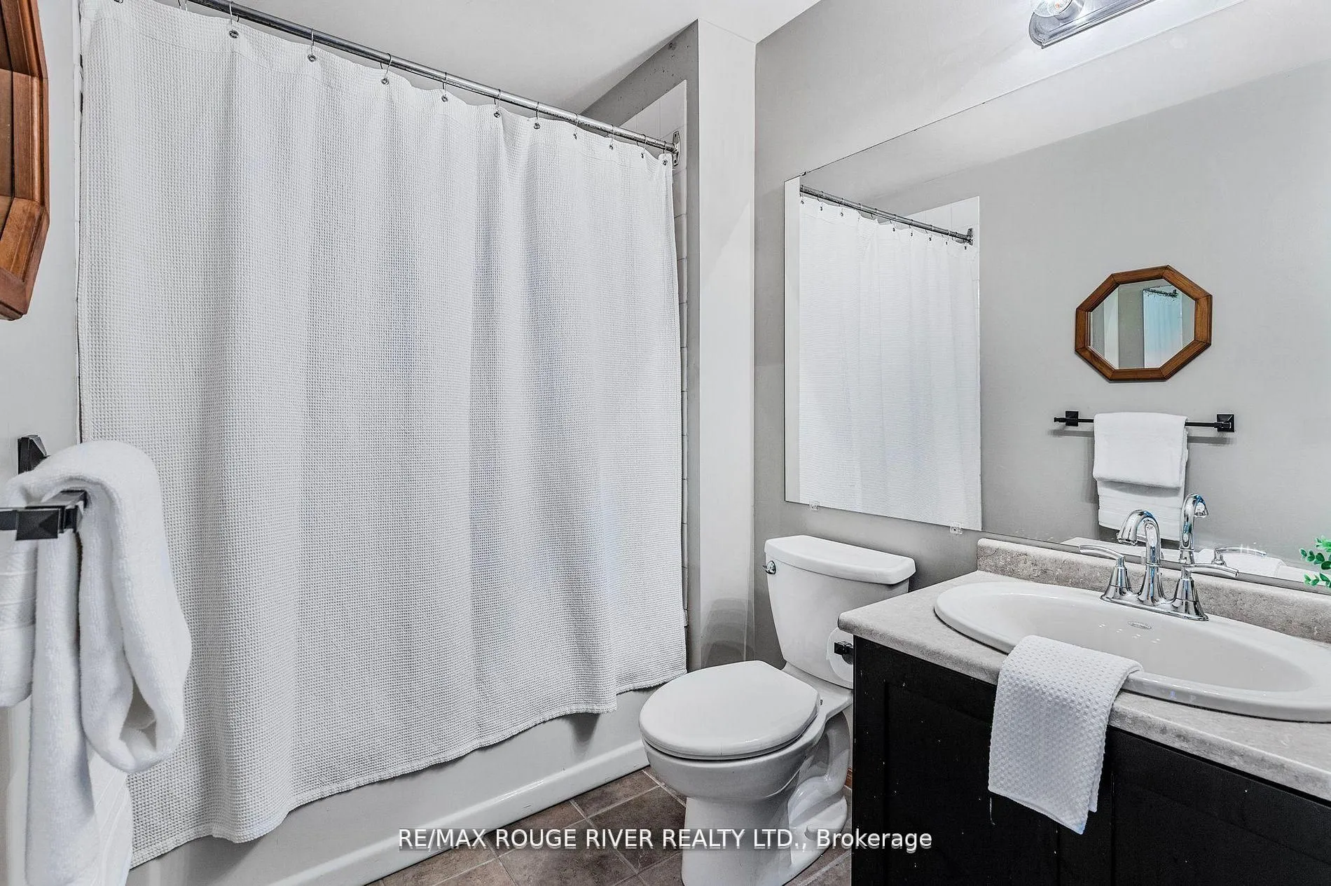 8 Ramblings Way SE, #121