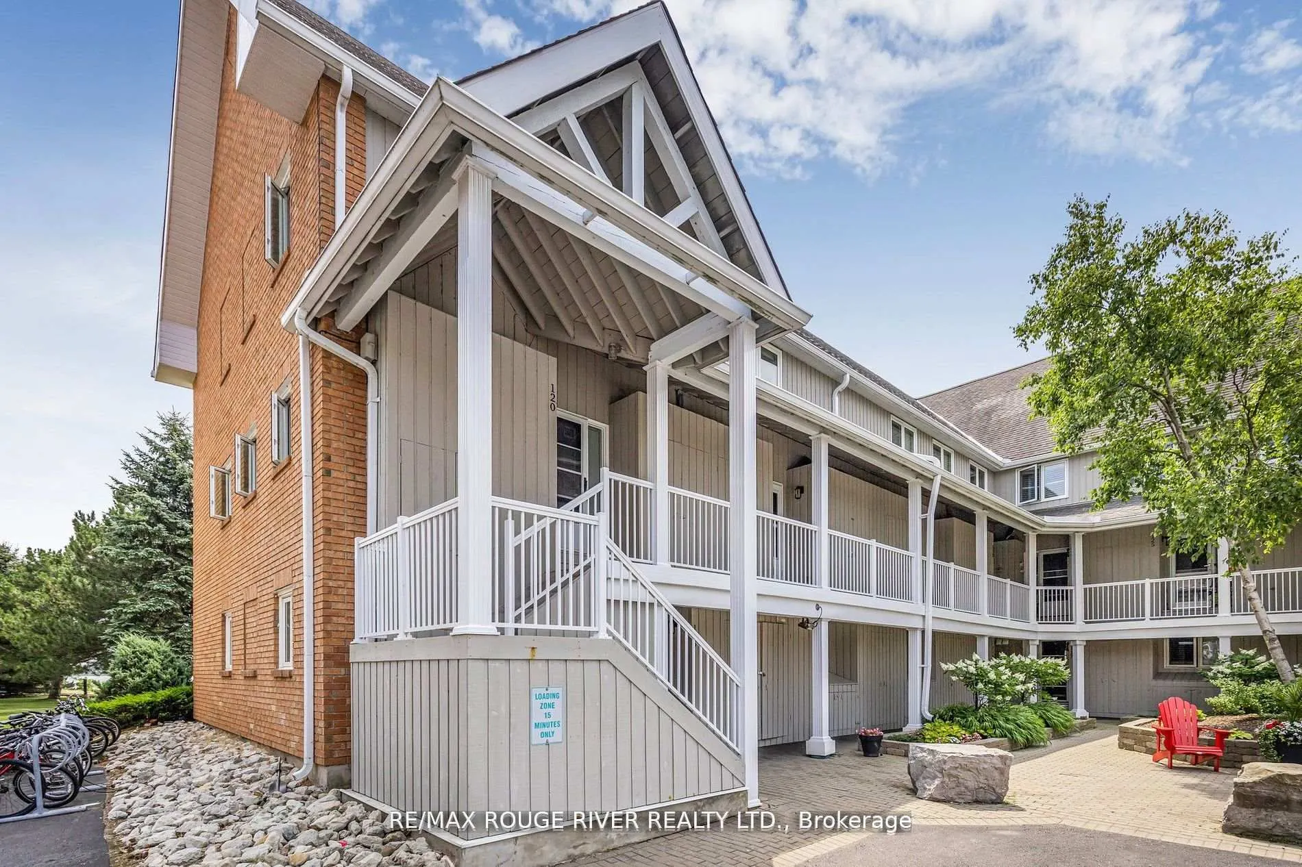 8 Ramblings Way SE, #121