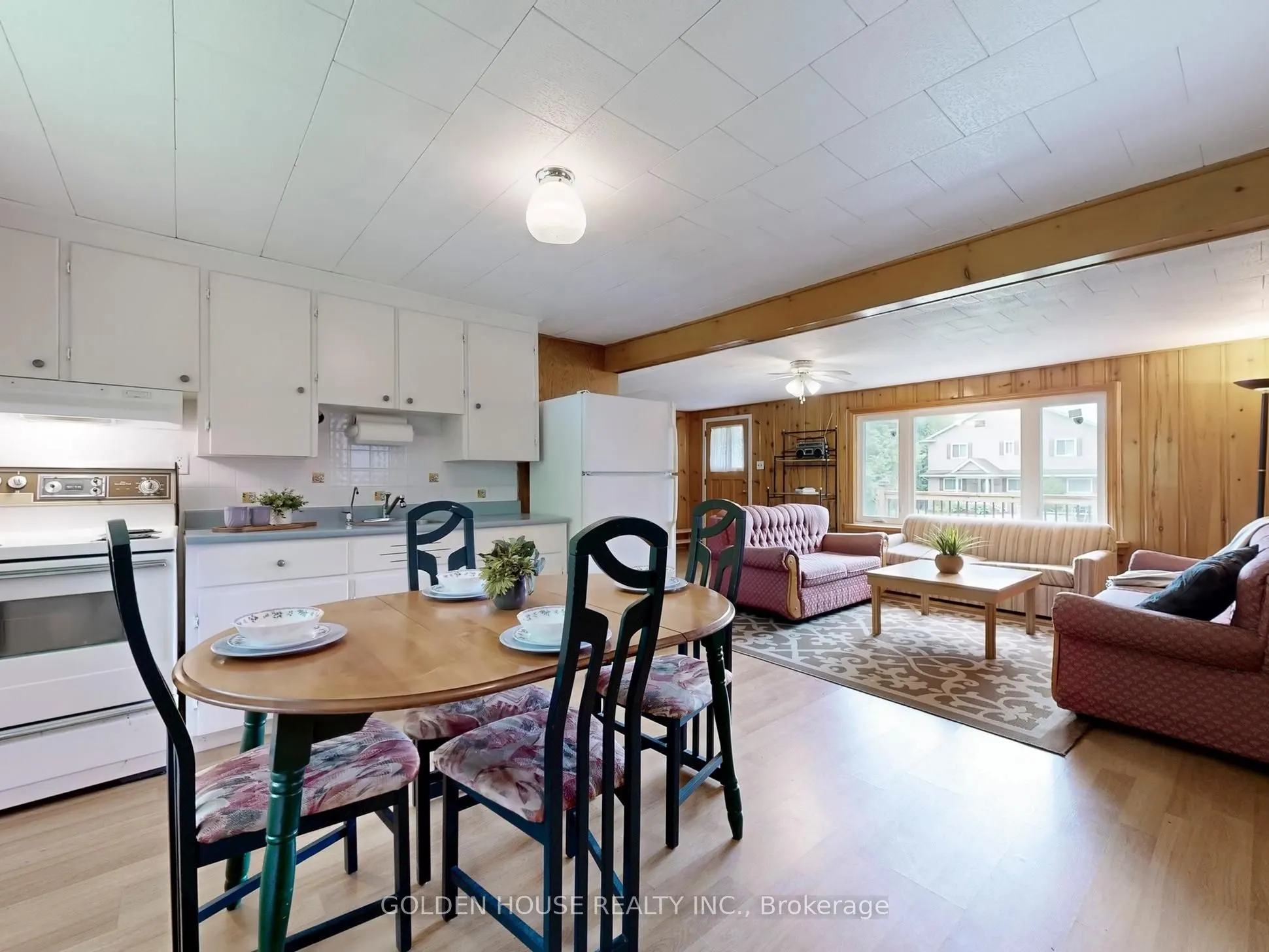 3845 Glenrest Drive