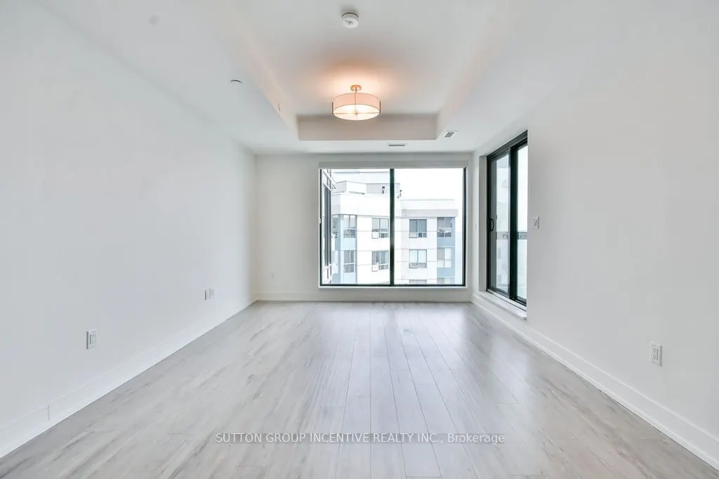185 Dunlop Street E, #713