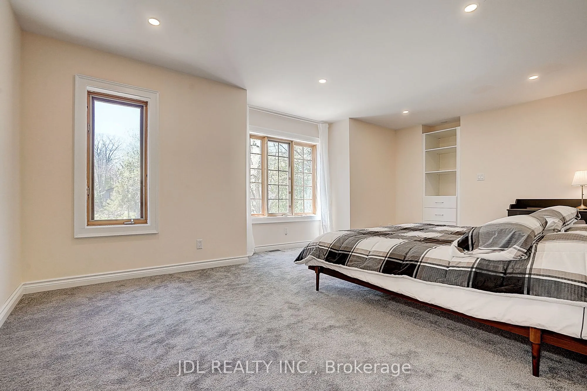 646 Oxbow Park Drive