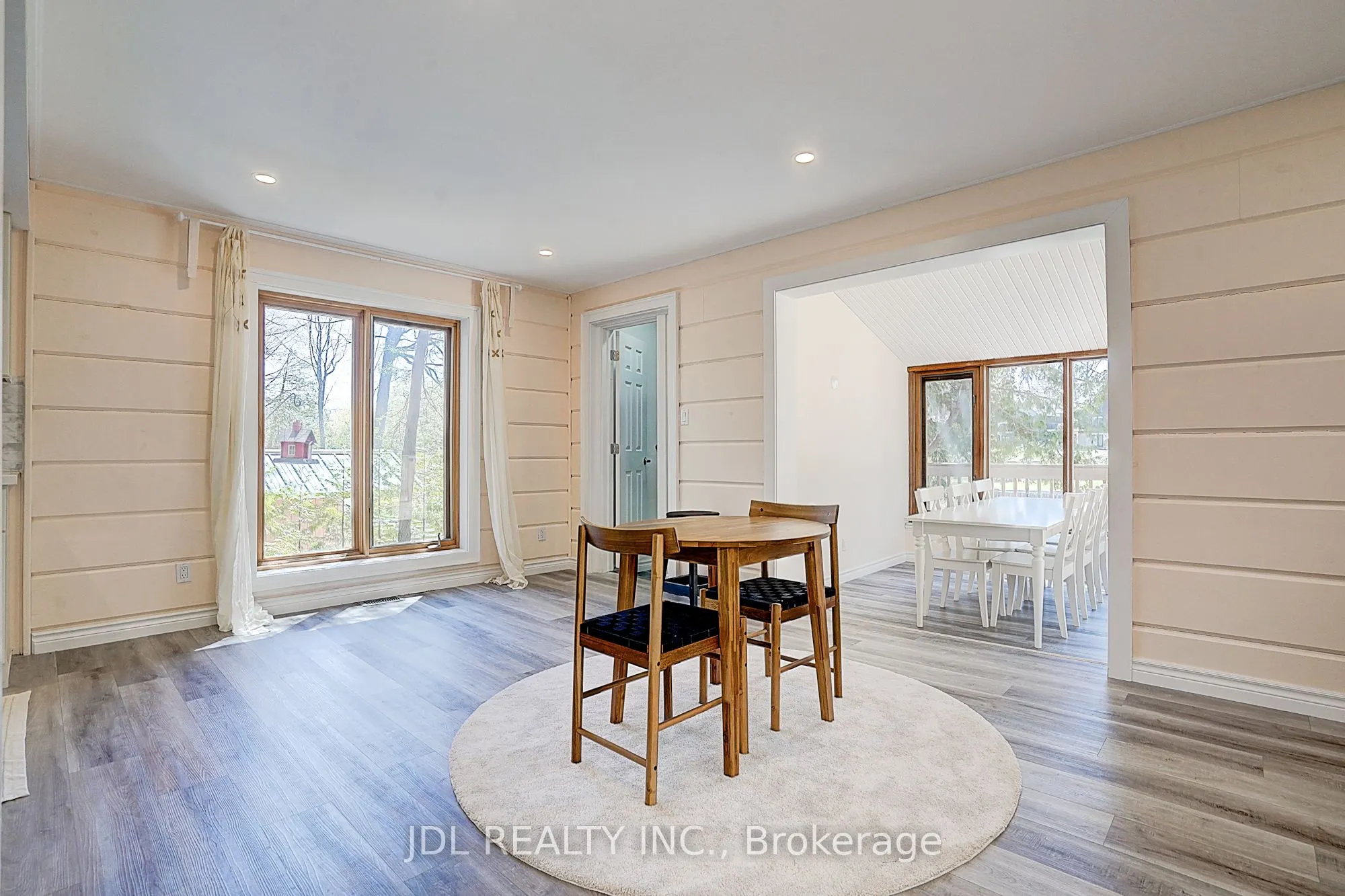646 Oxbow Park Drive