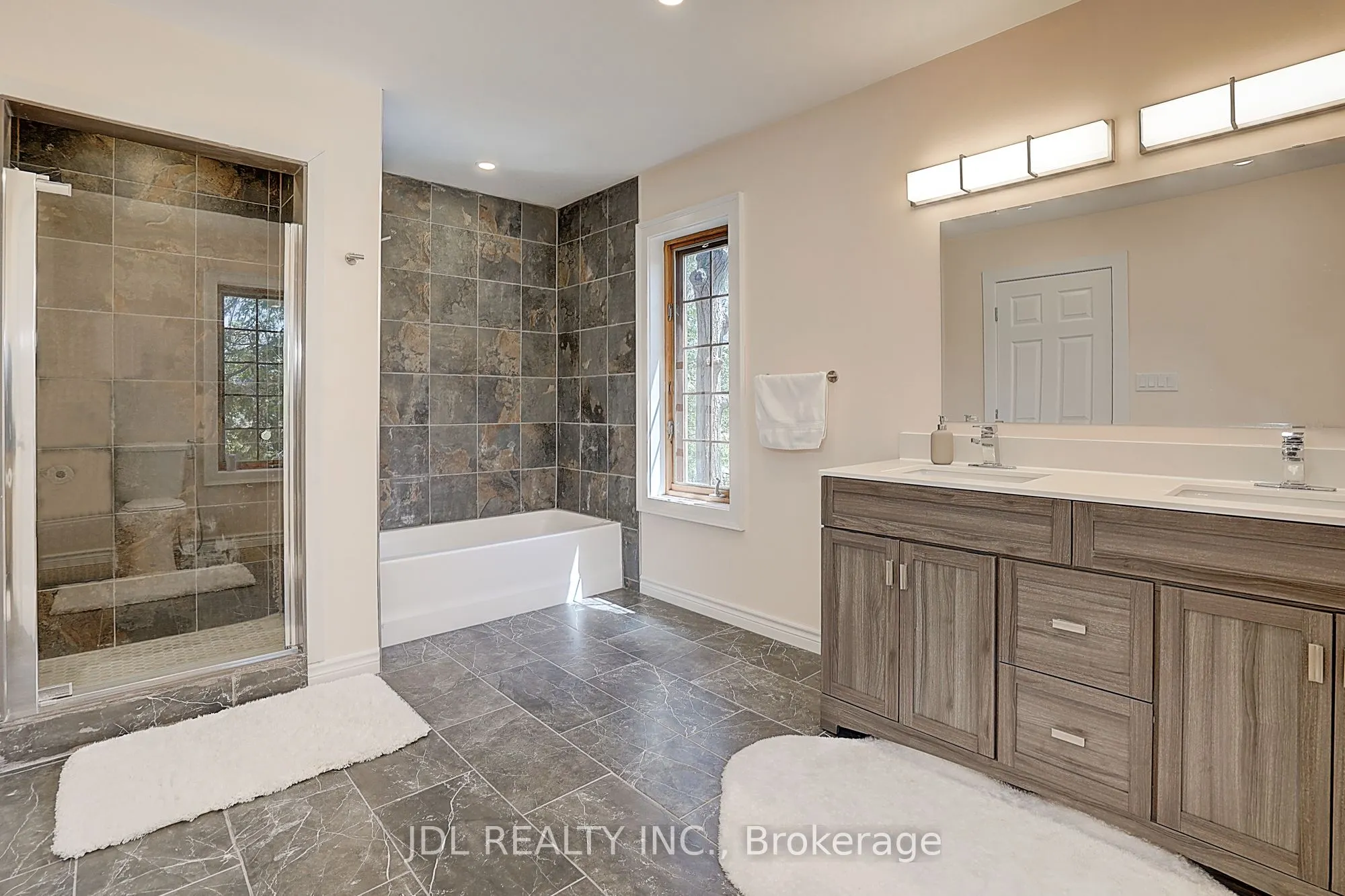 646 Oxbow Park Drive