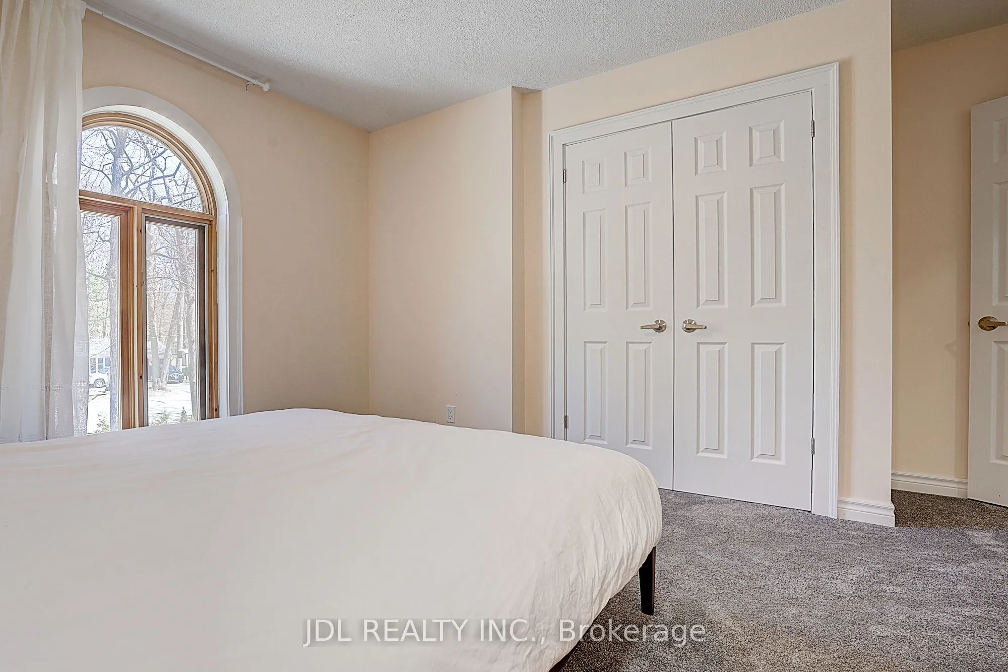 646 Oxbow Park Drive