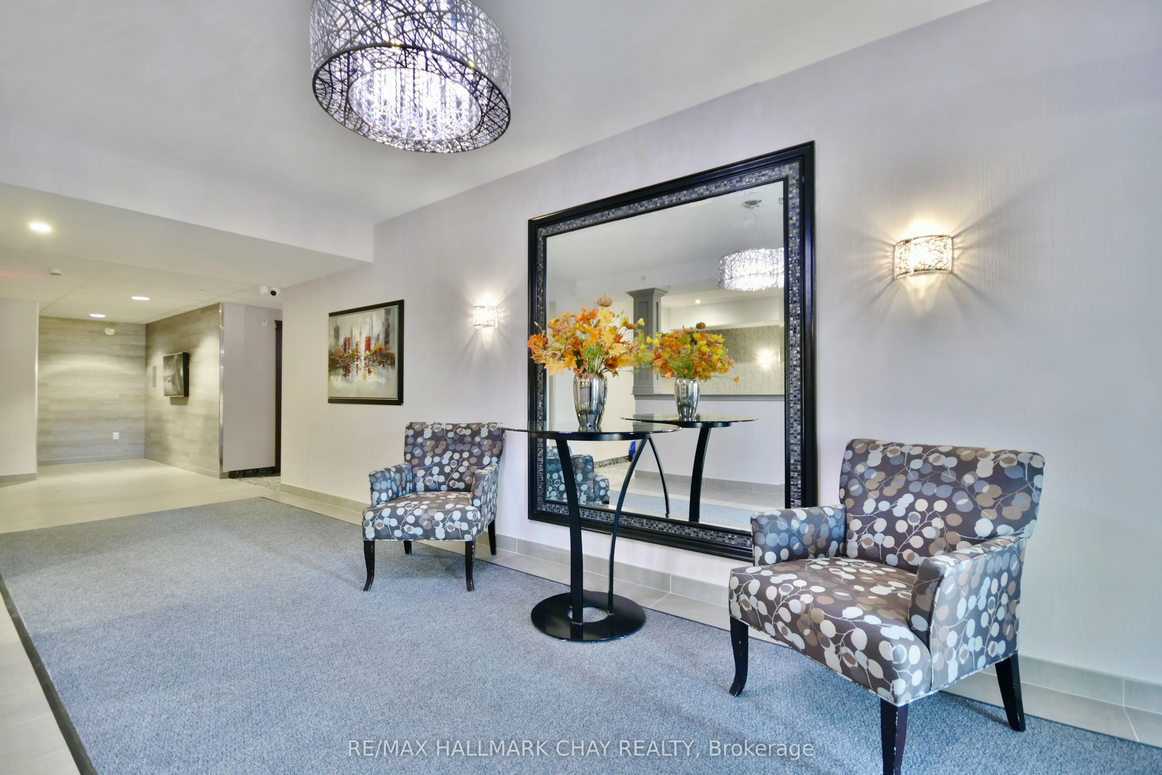 43 Ferndale Drive S, #207