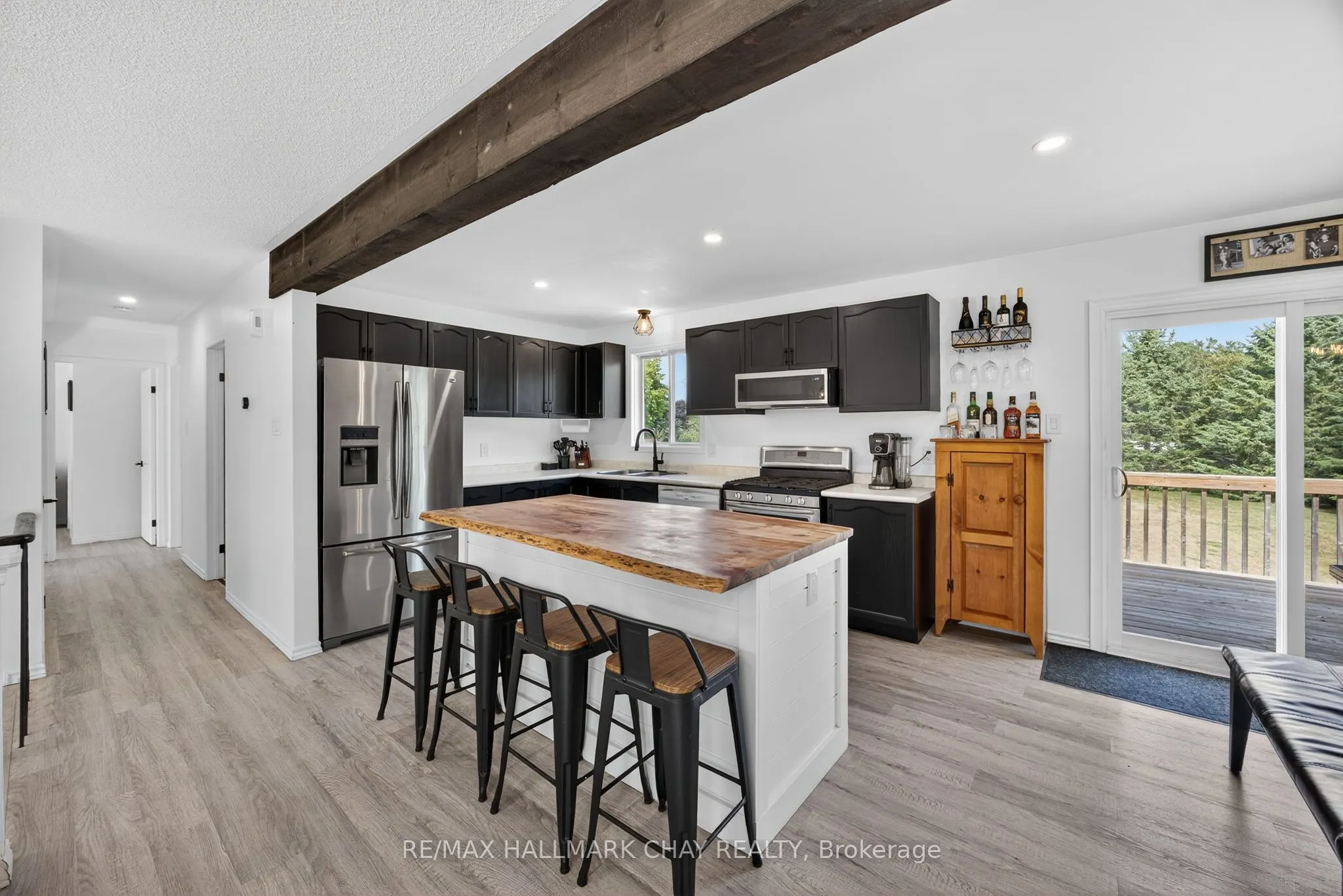 1777 George Johnston Road