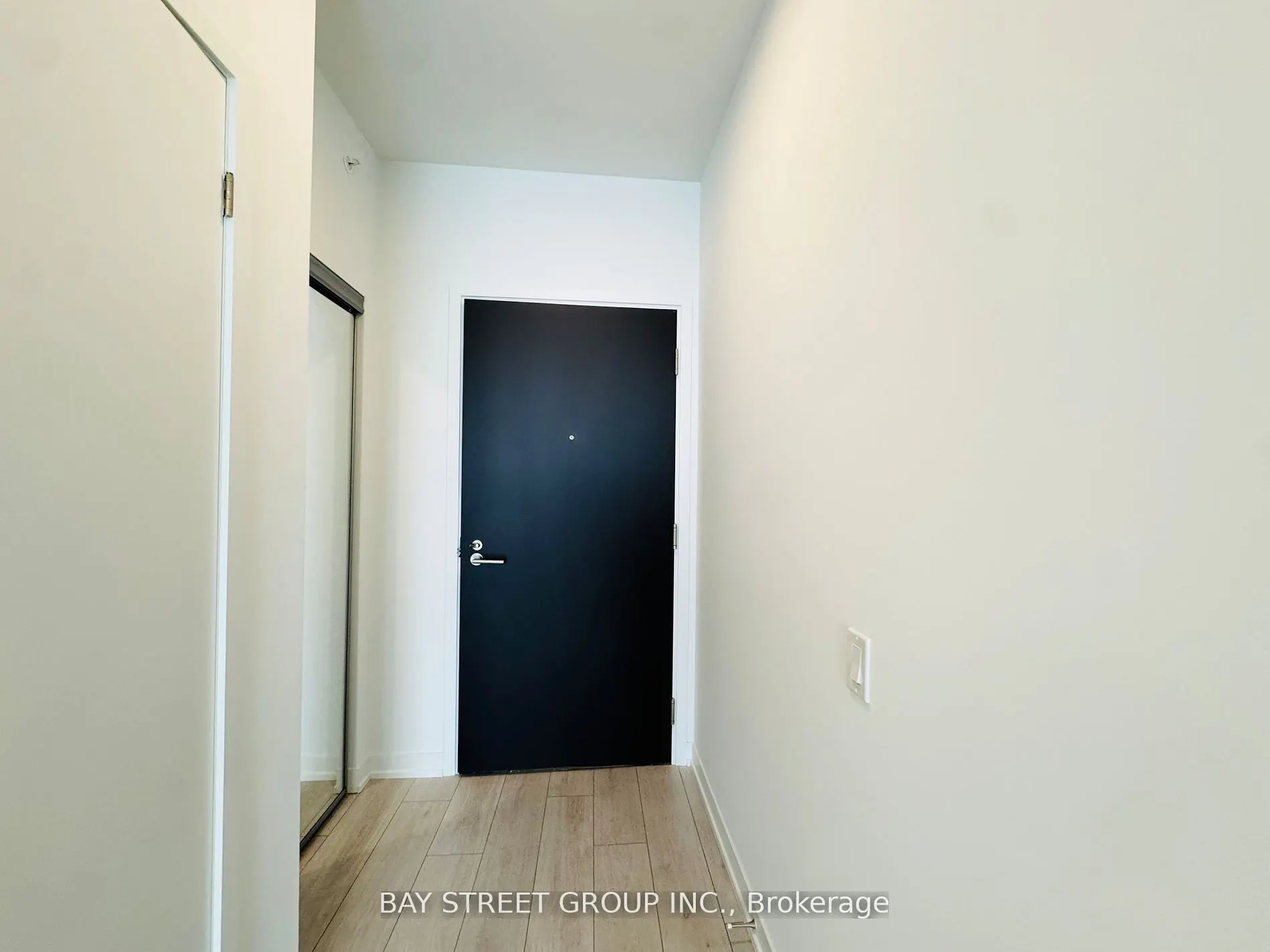 39 Mary Street, #1610