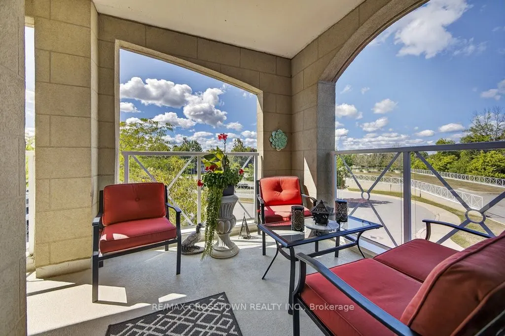 354 Atherley Road, #203