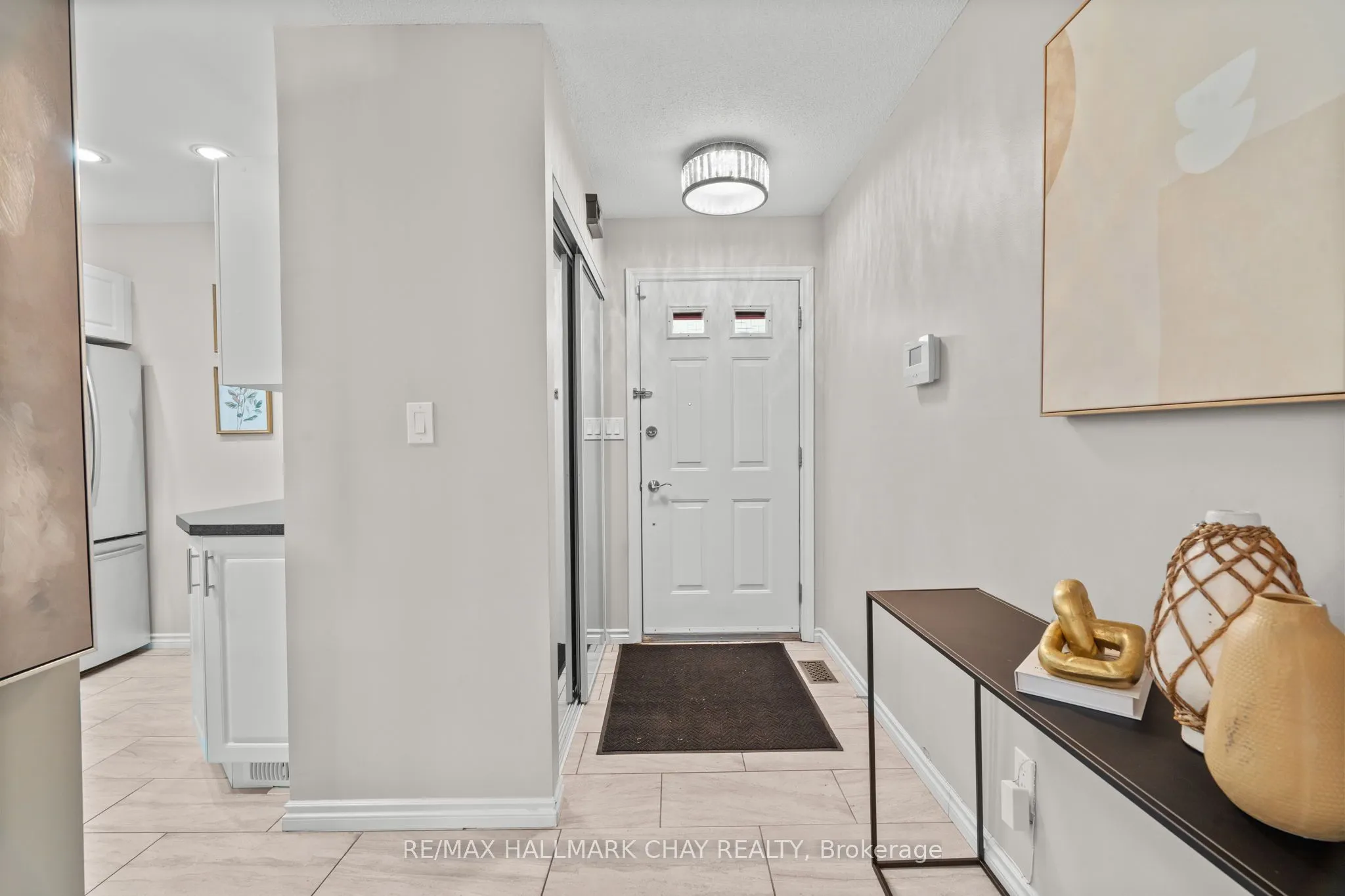 1 Olive Crescent, #4