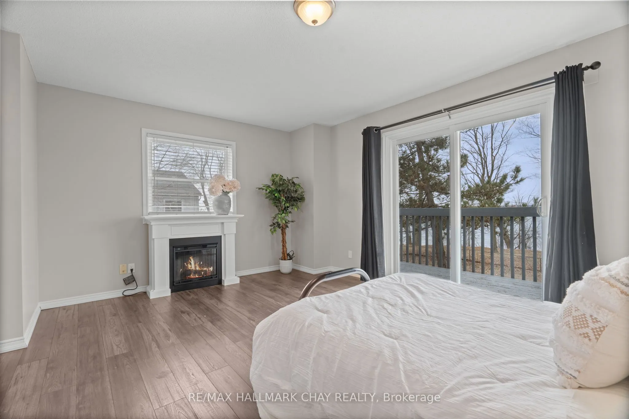 1 Olive Crescent, #4