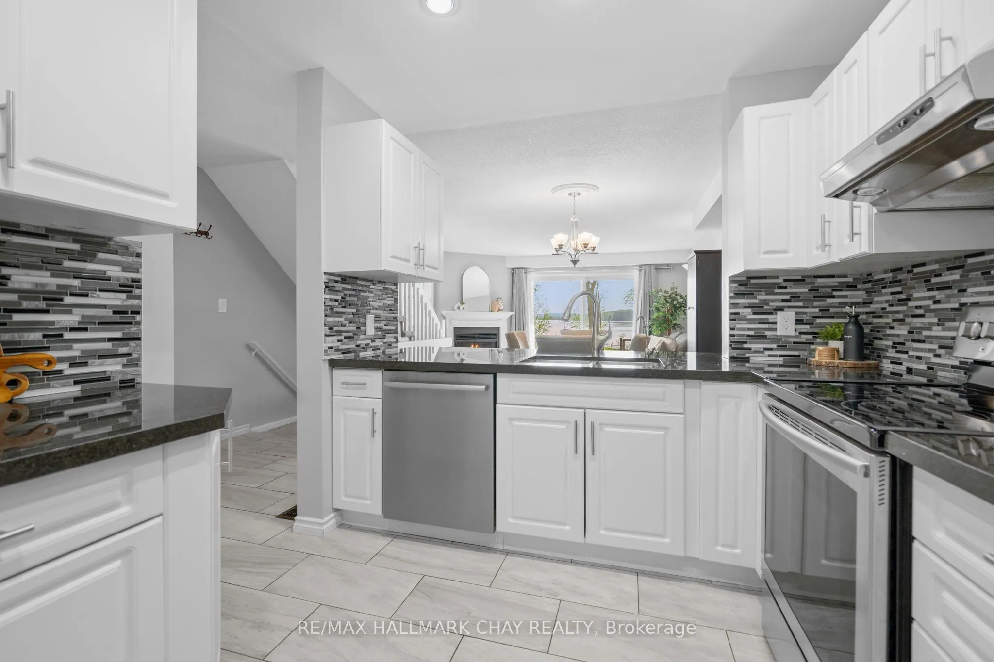 1 Olive Crescent, #4