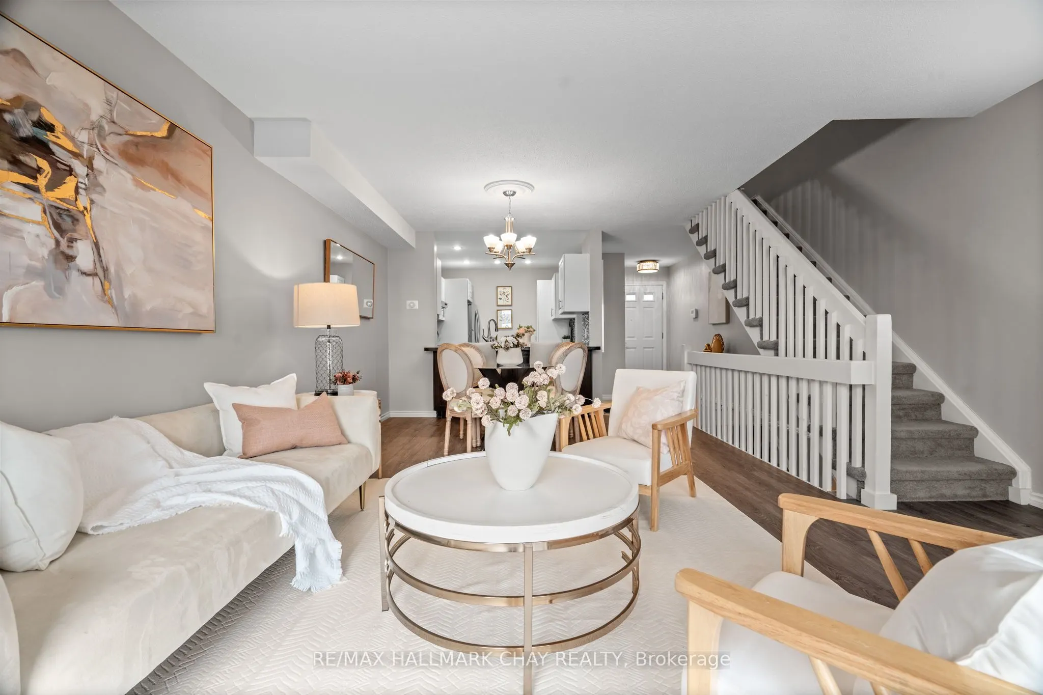 1 Olive Crescent, #4