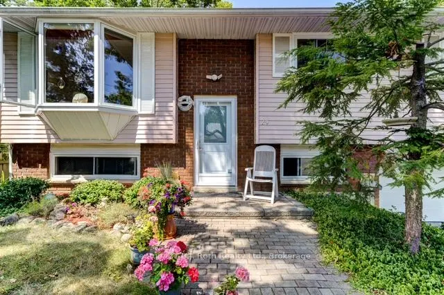 24 Champlain Street