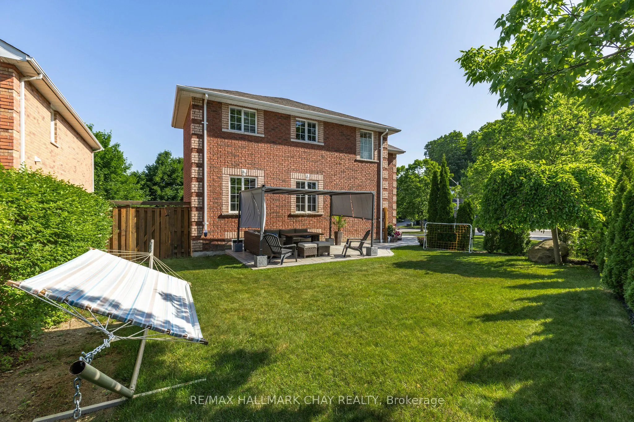28 Bloom Crescent
