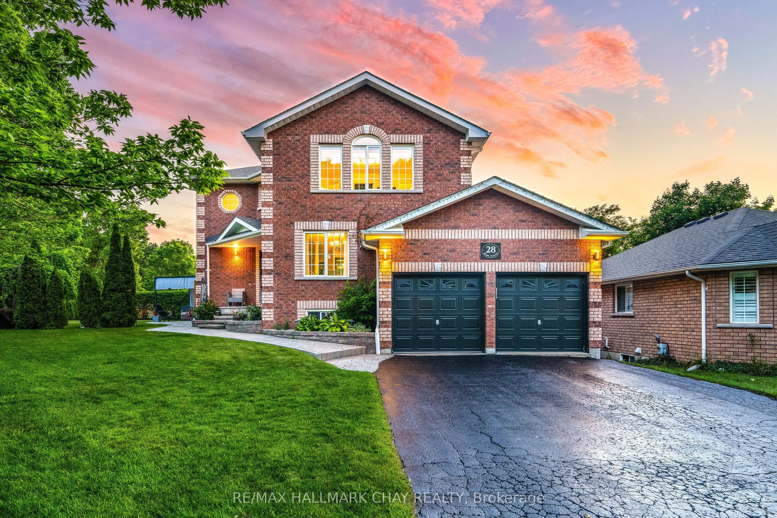 28 Bloom Crescent