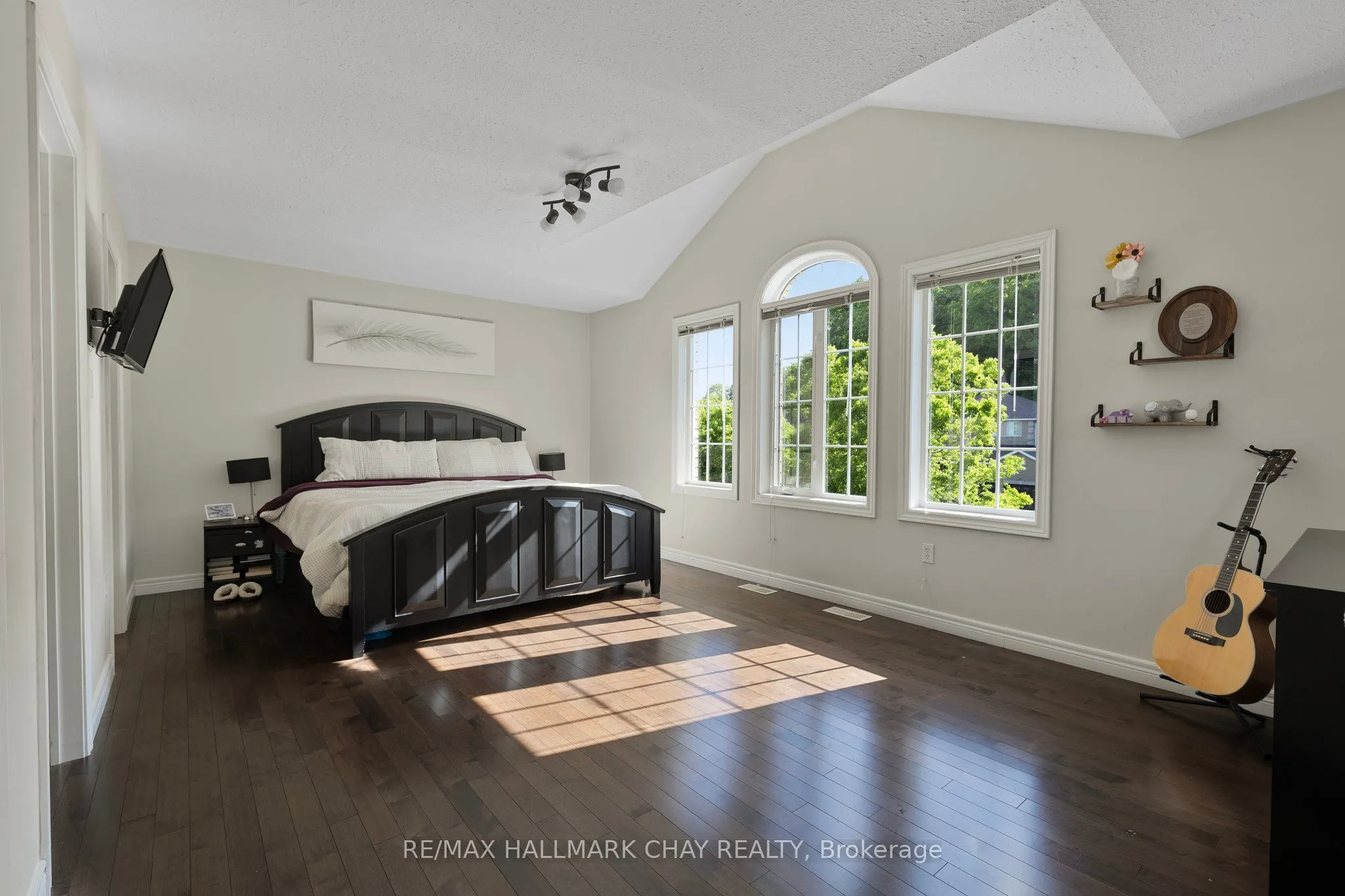 28 Bloom Crescent