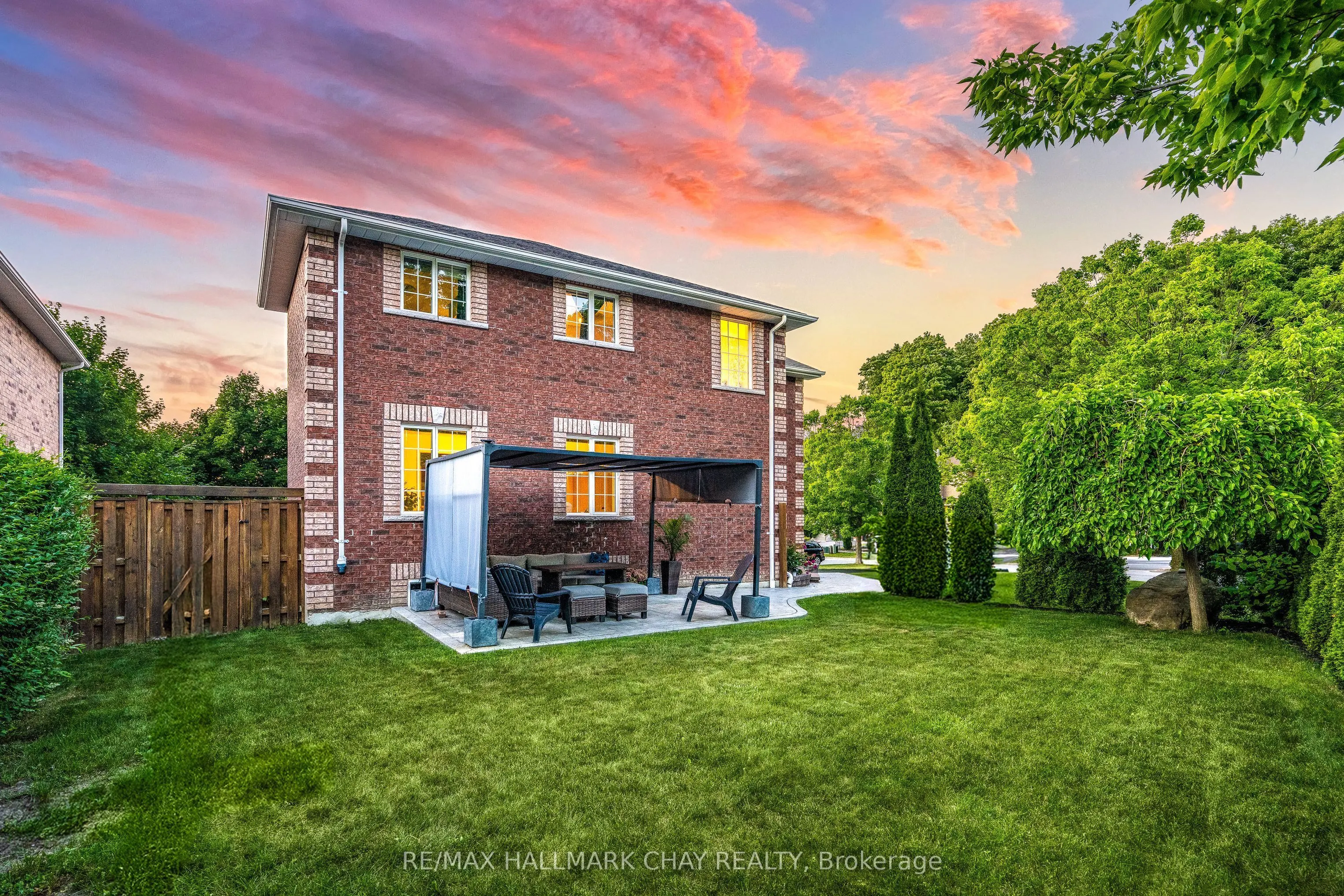 28 Bloom Crescent