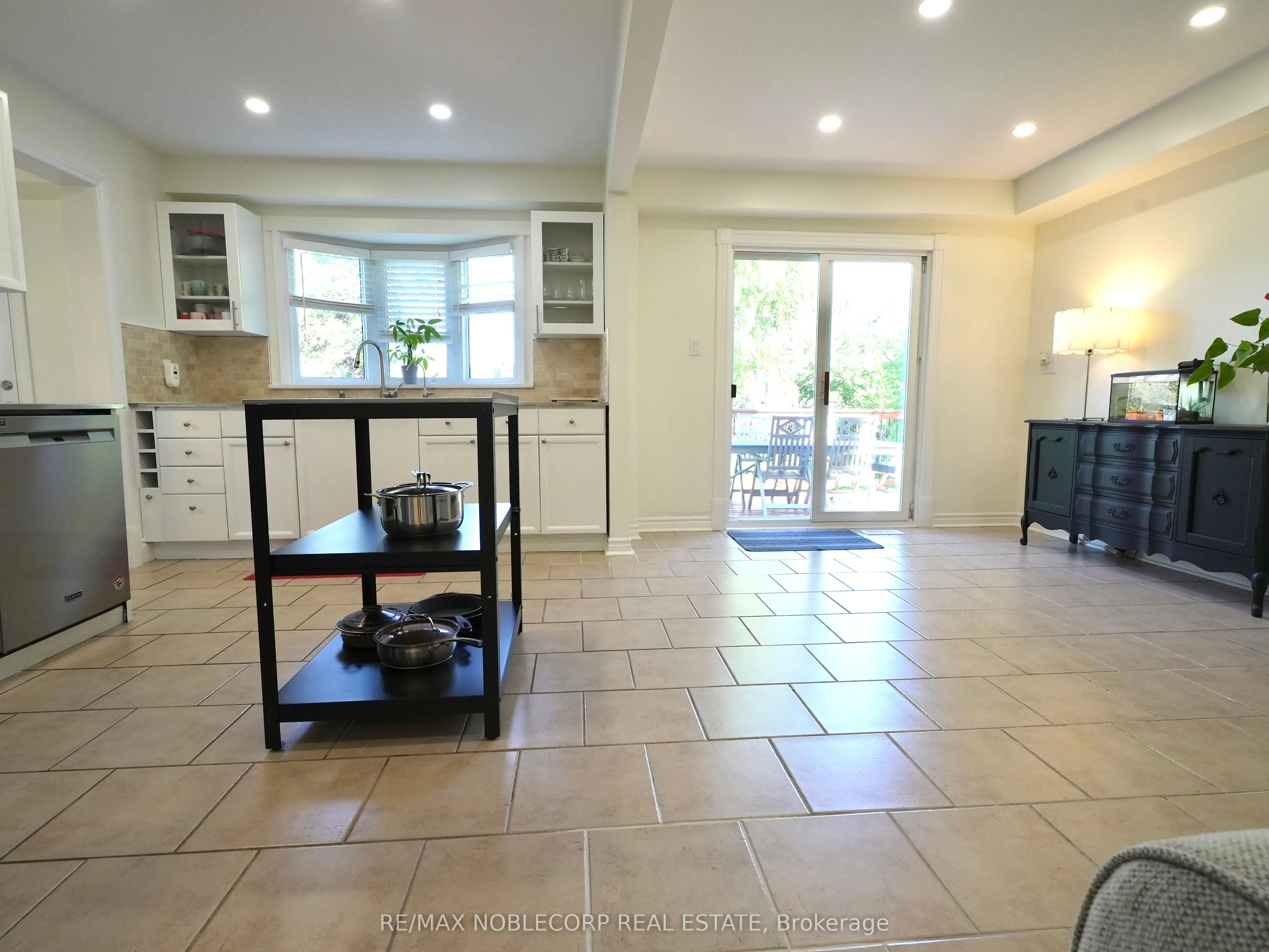 62 O'Shaughnessy Crescent