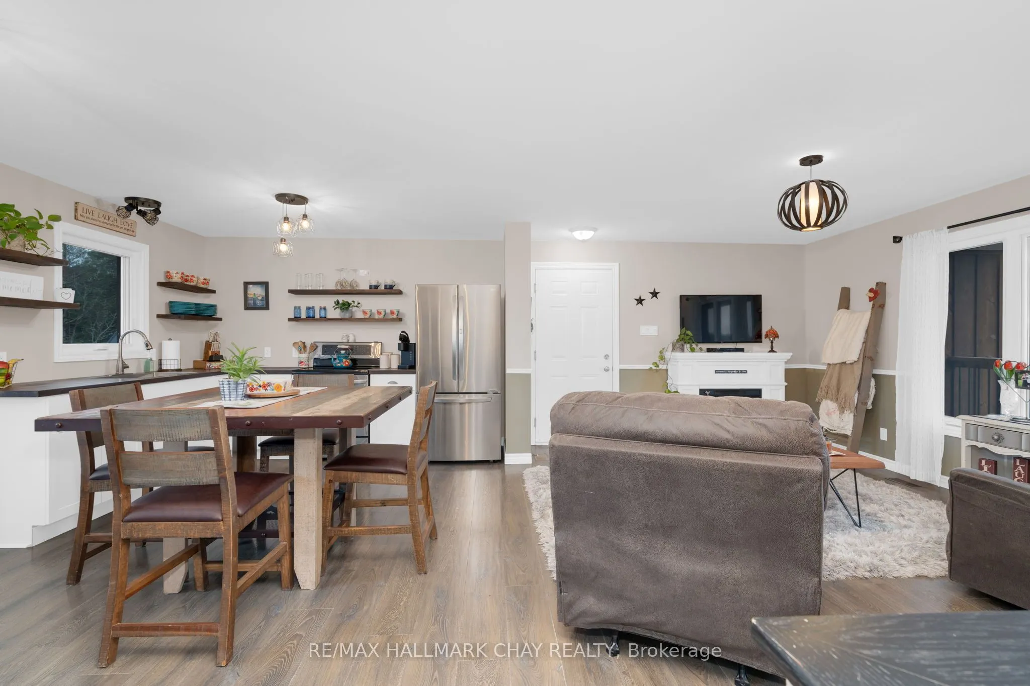 4193 Hogback Road
