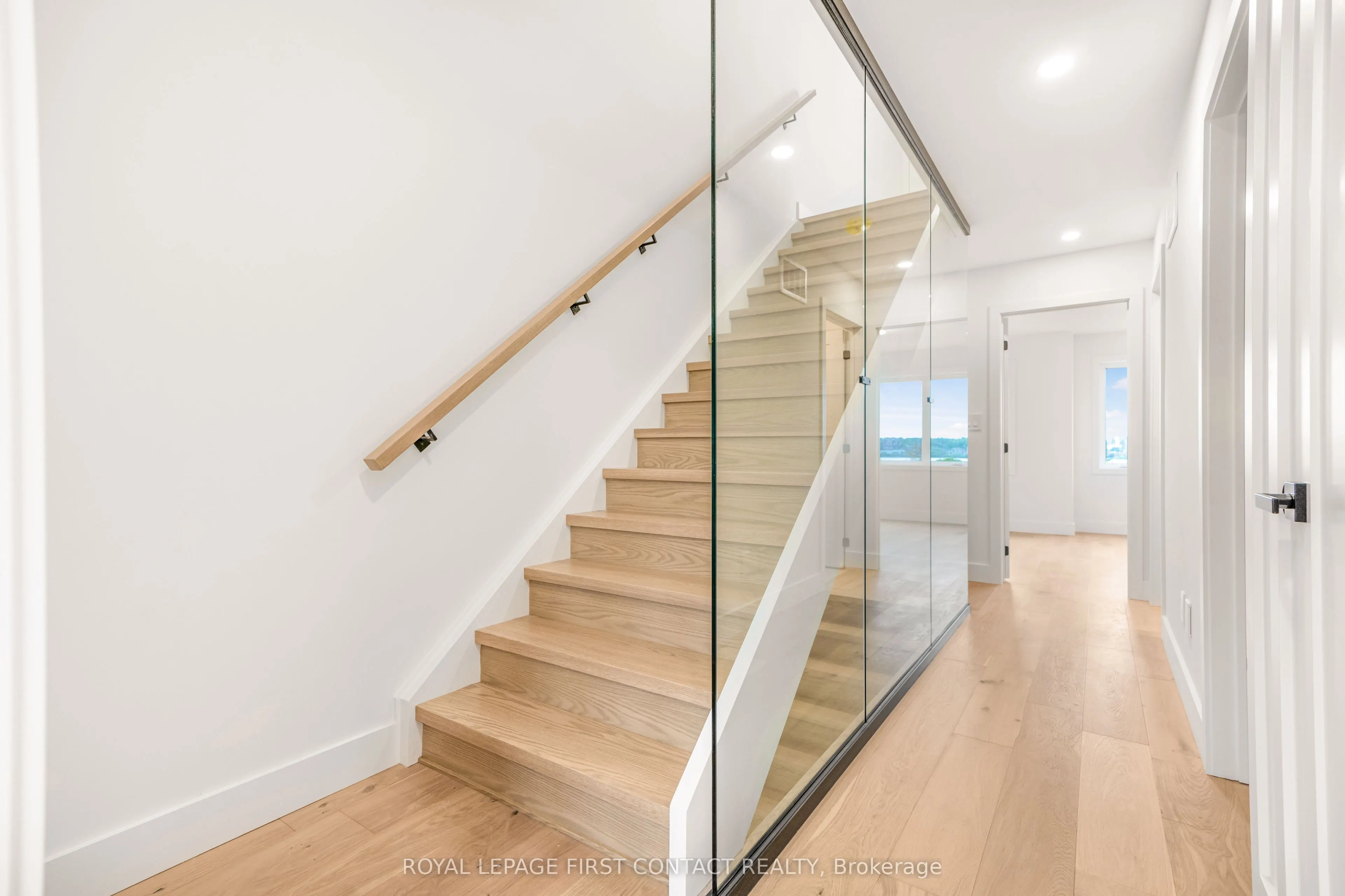 4 Alderwood Lane