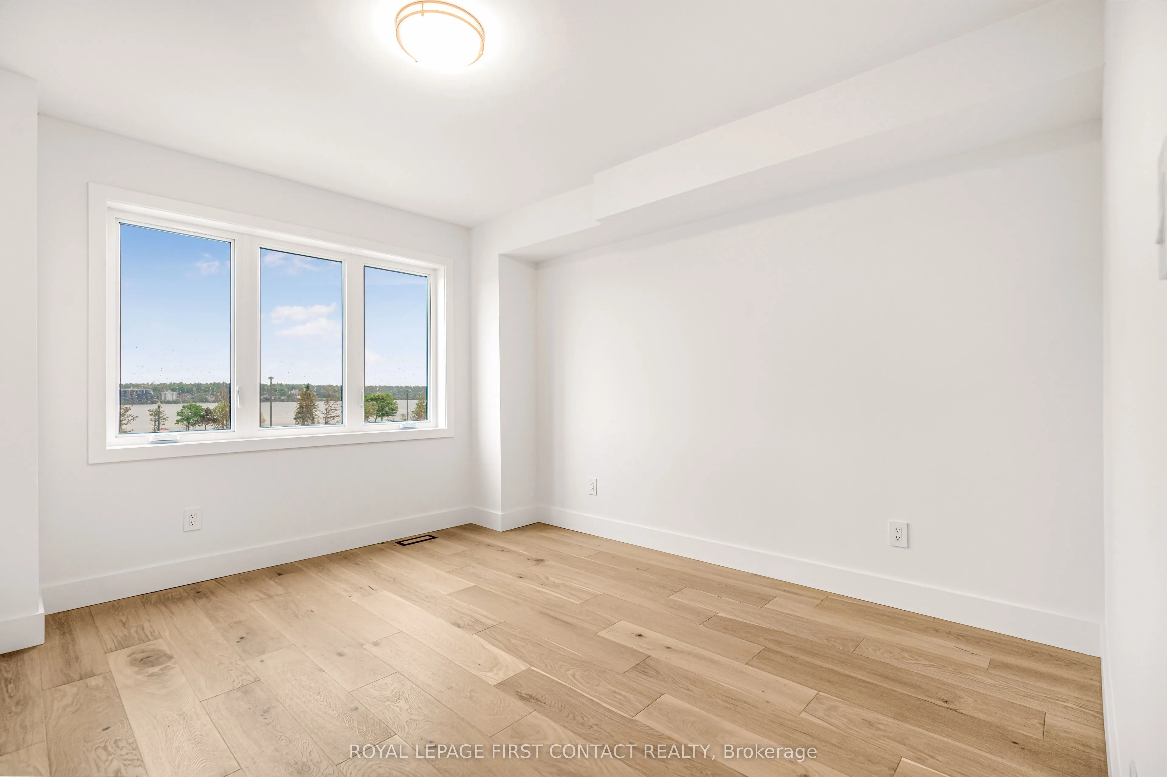 4 Alderwood Lane